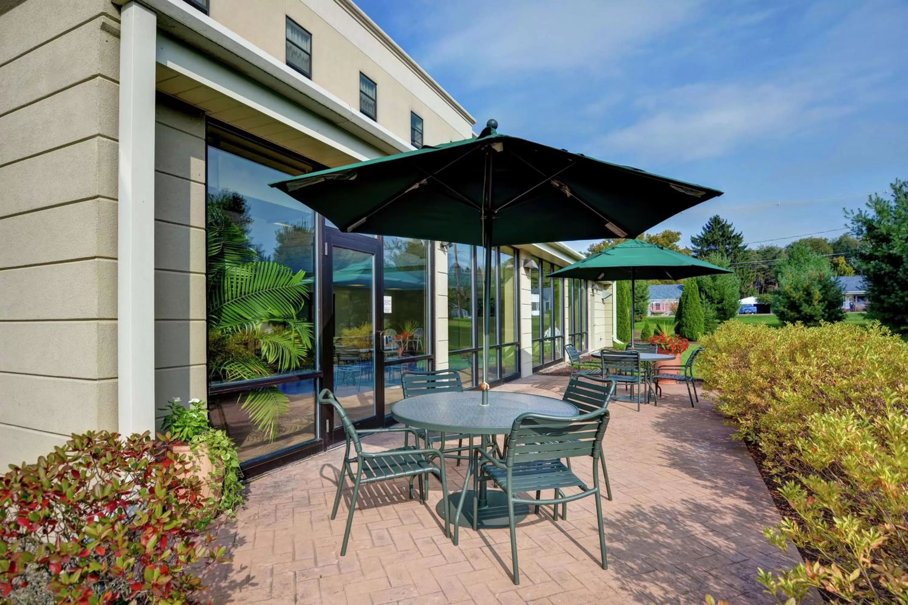Patio in Hampton Inn Sayre