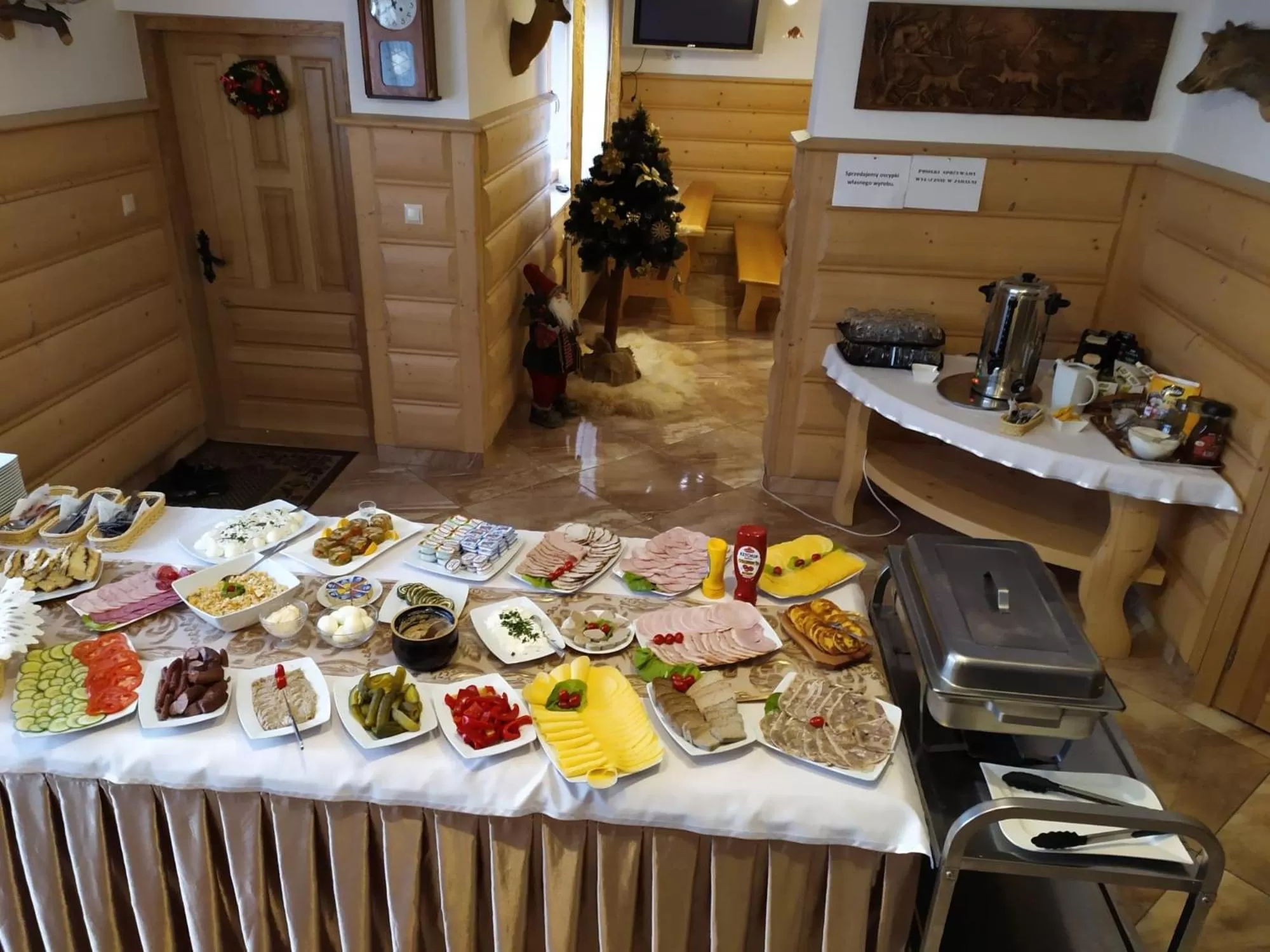 Breakfast in Podhalanski Dworek z Jacuzzi