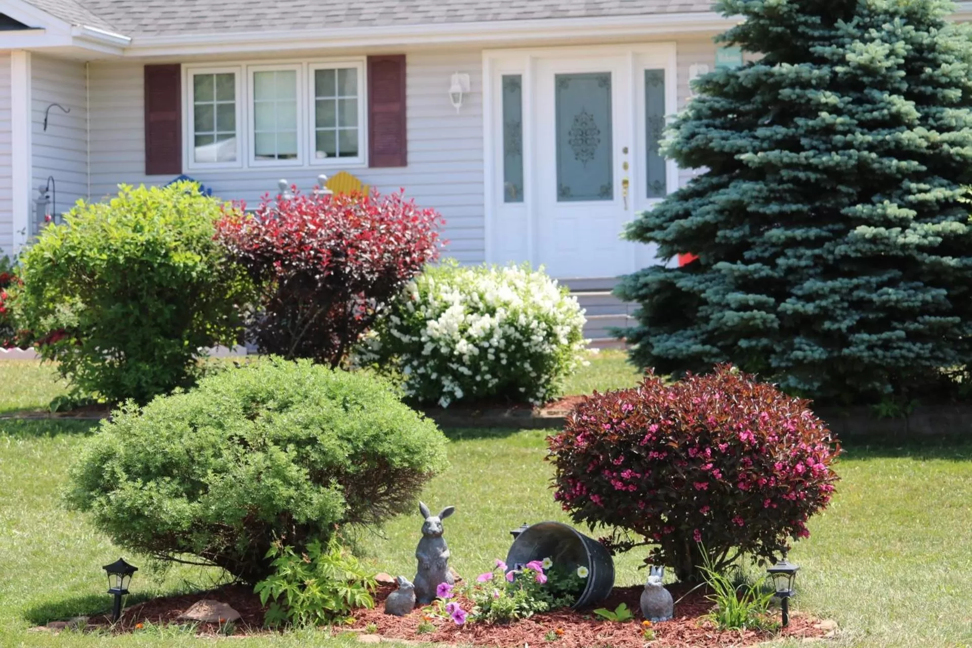 Summer in Baker Shore Bed and Breakfast