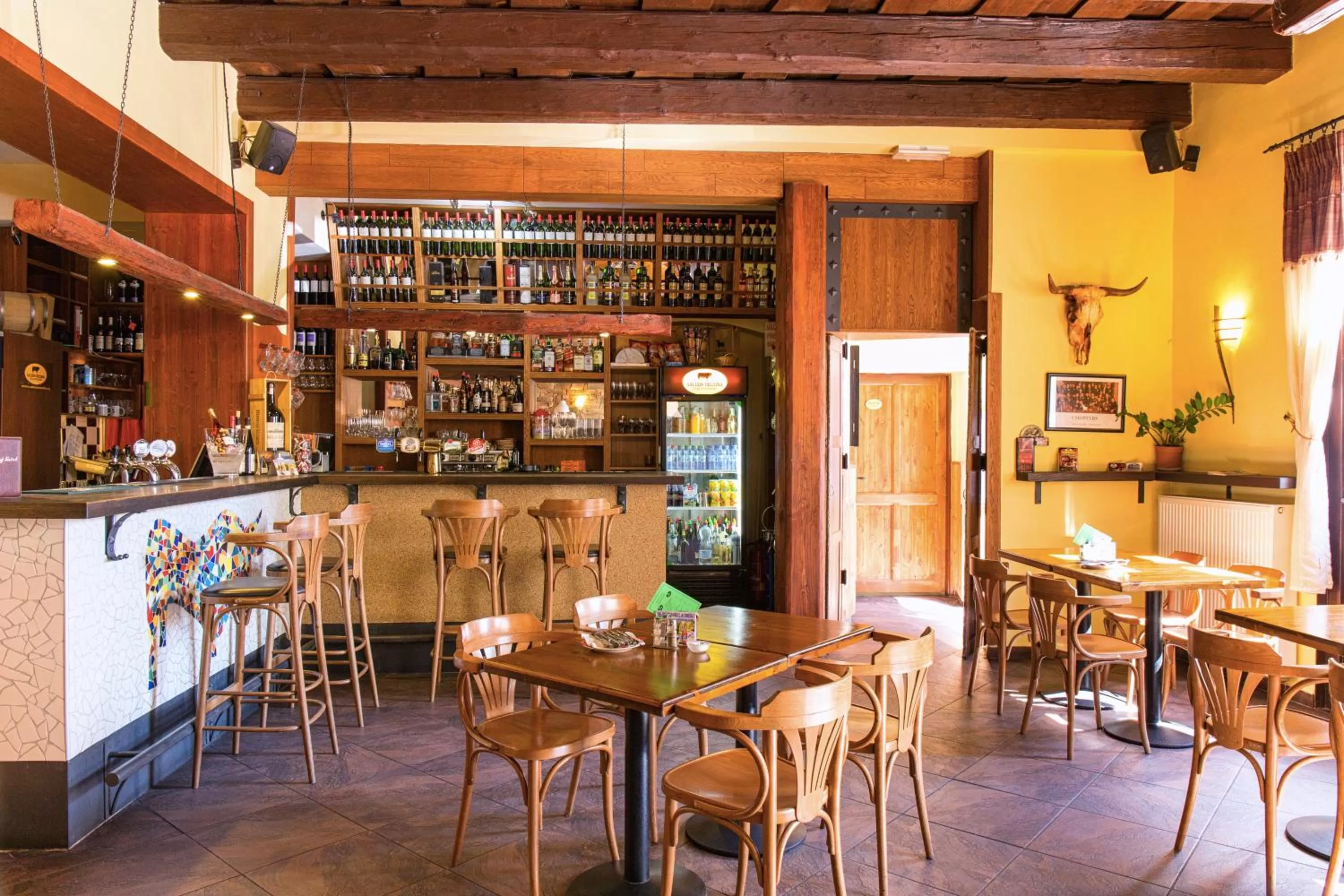 Restaurant/places to eat in Hotel Roudna