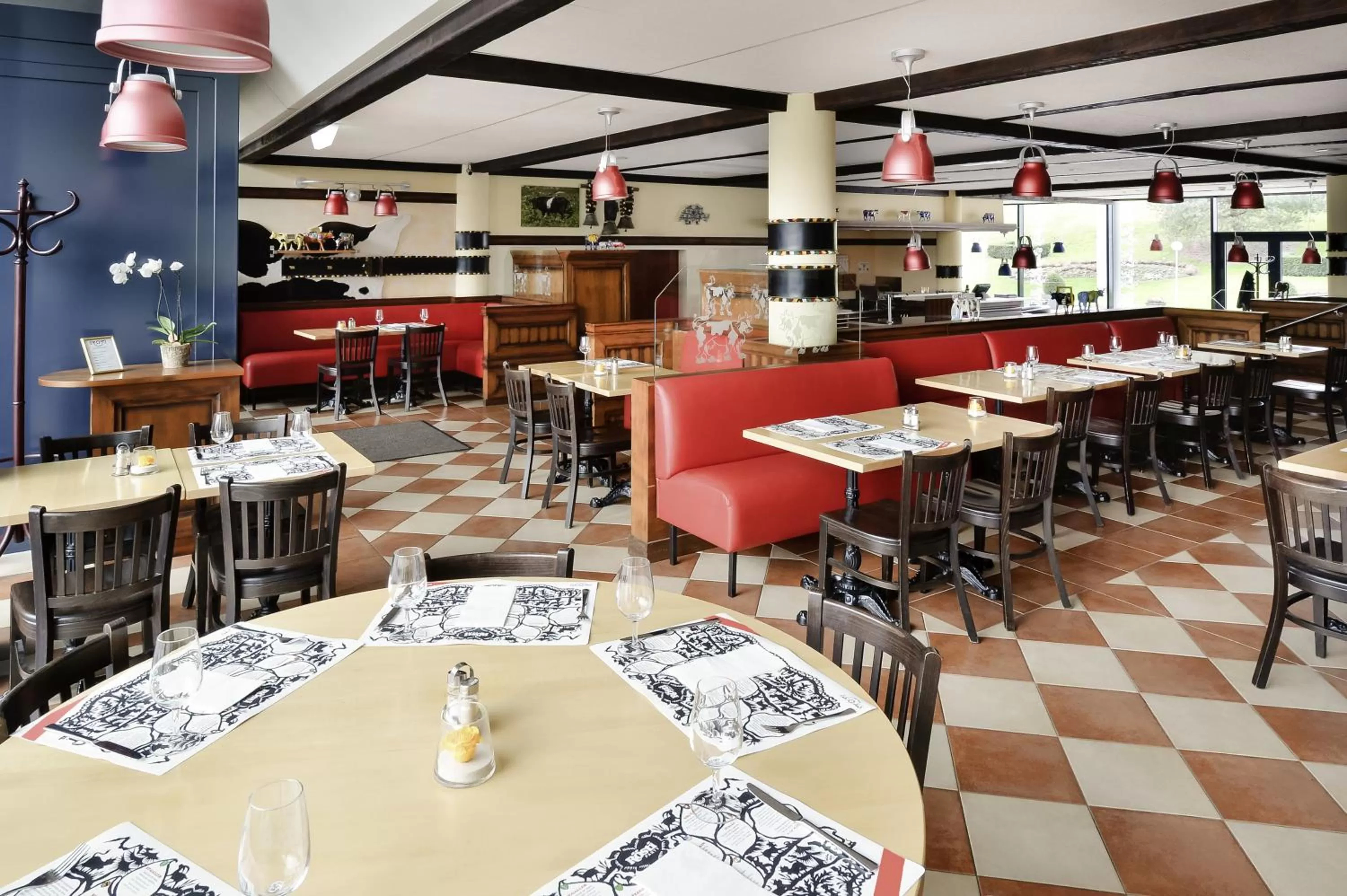 Restaurant/places to eat in Novotel Suites Genève Aéroport