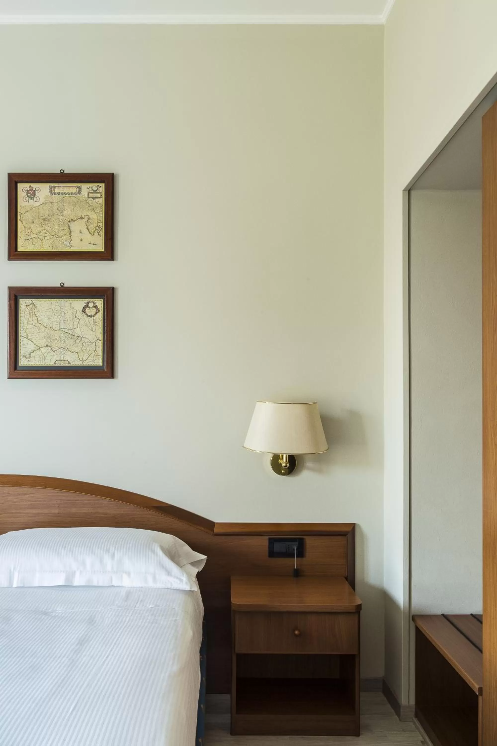 Bed in Hotel Beatrice