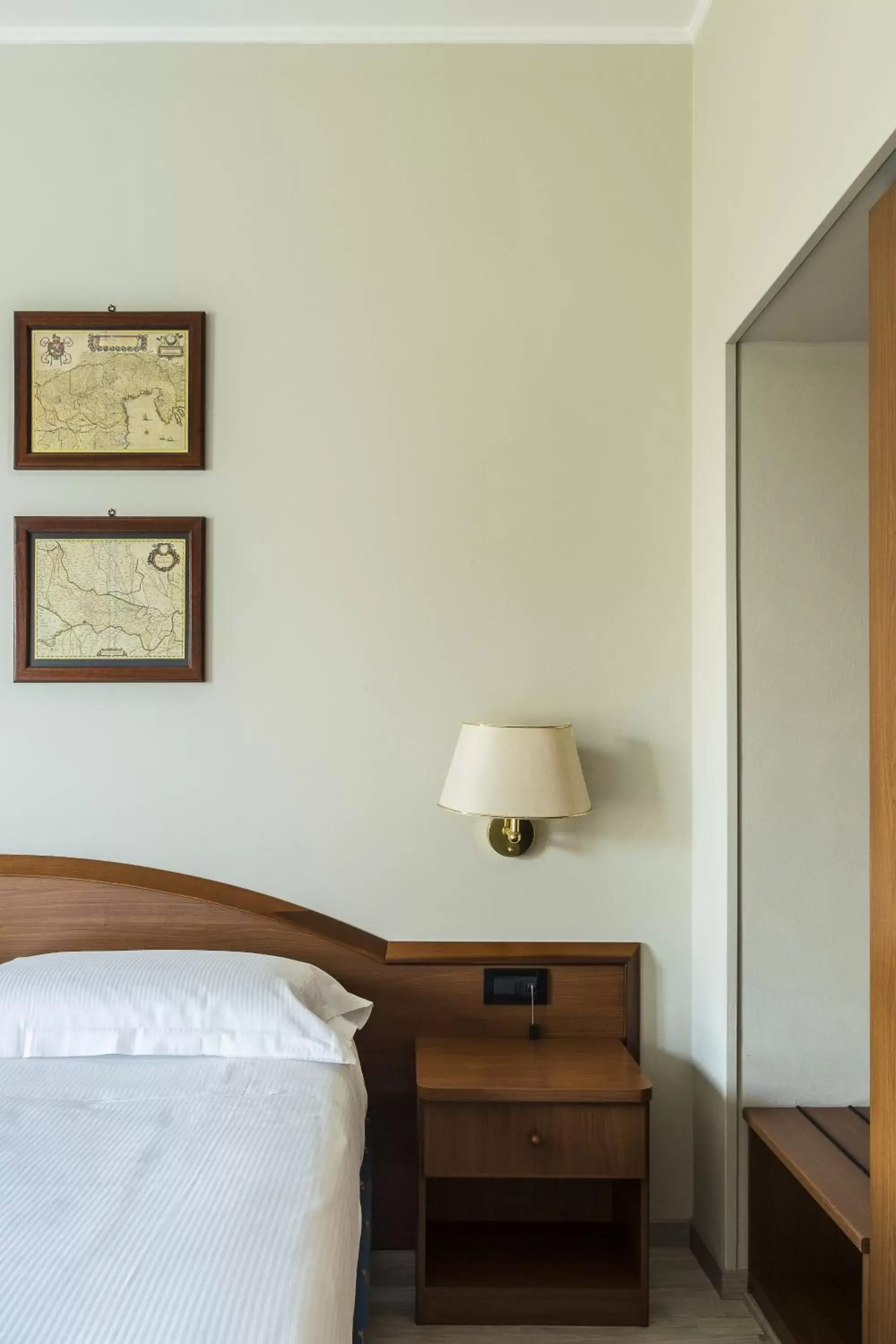 Standard Double or Twin Room in Hotel Beatrice Standard Double or Twin Room in Hotel Beatrice