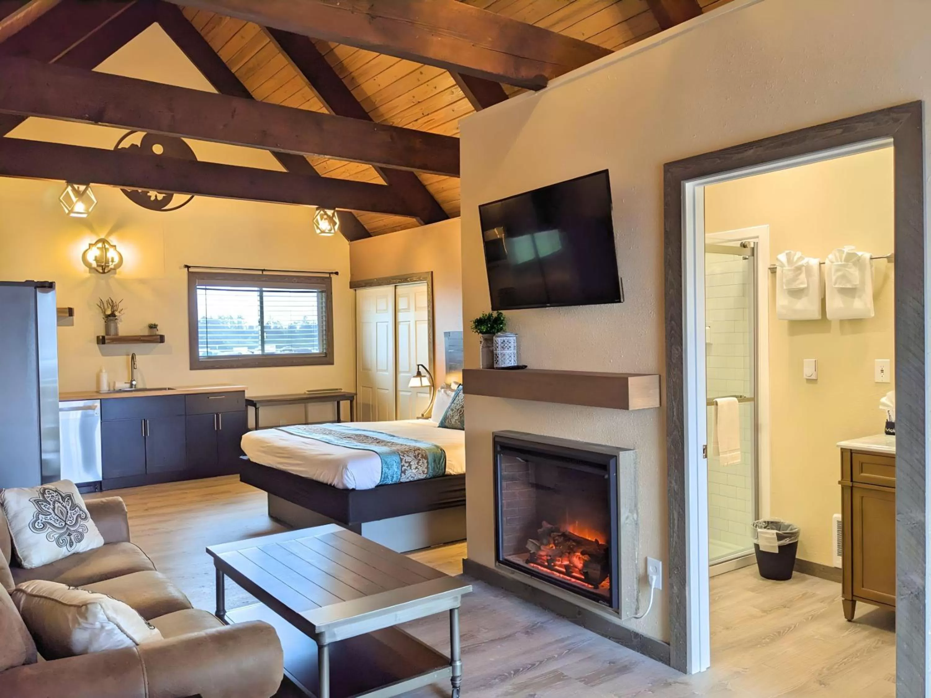 Living room, Seating Area in Wanderlust Inn