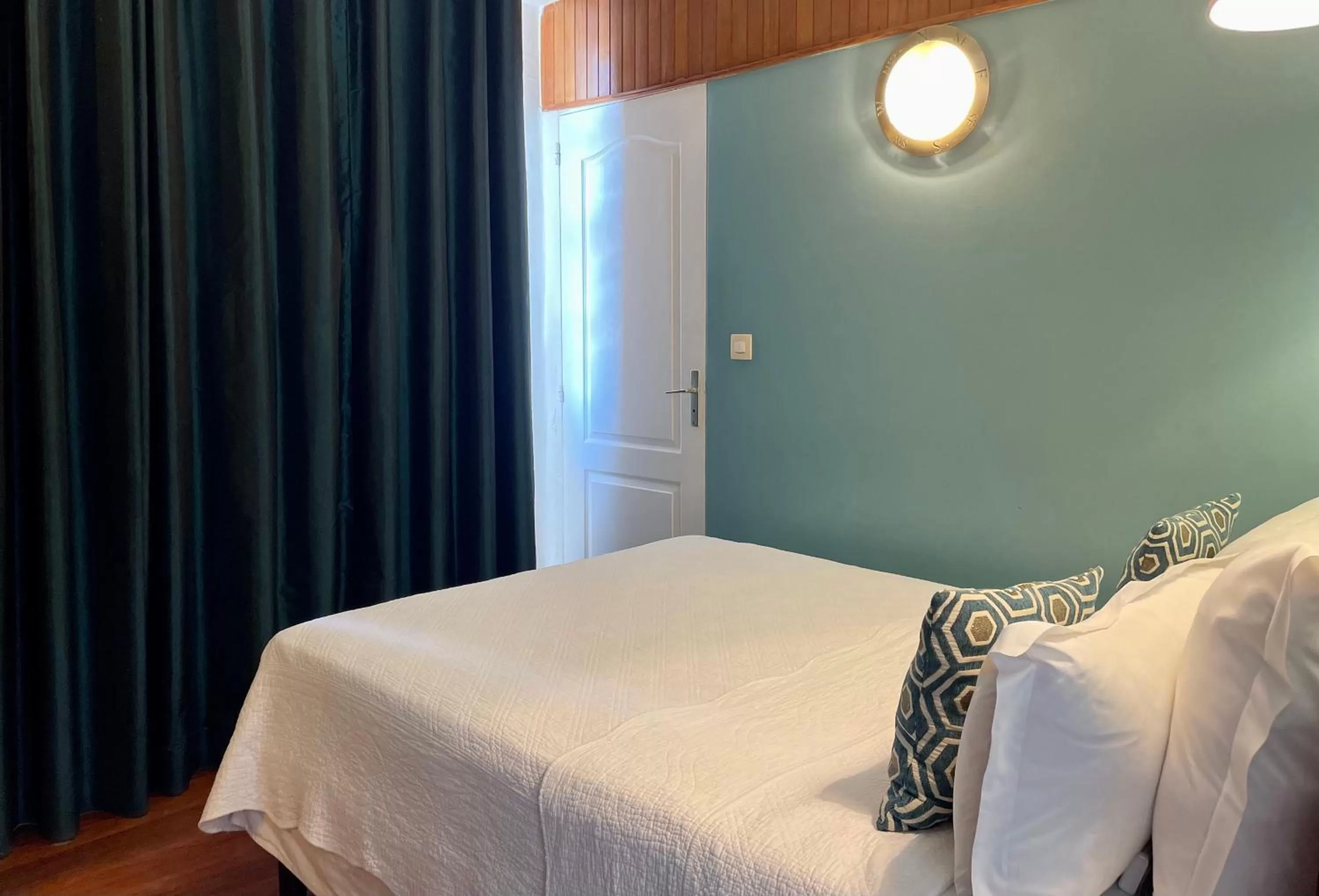 Bed in Hotel l'Impératrice