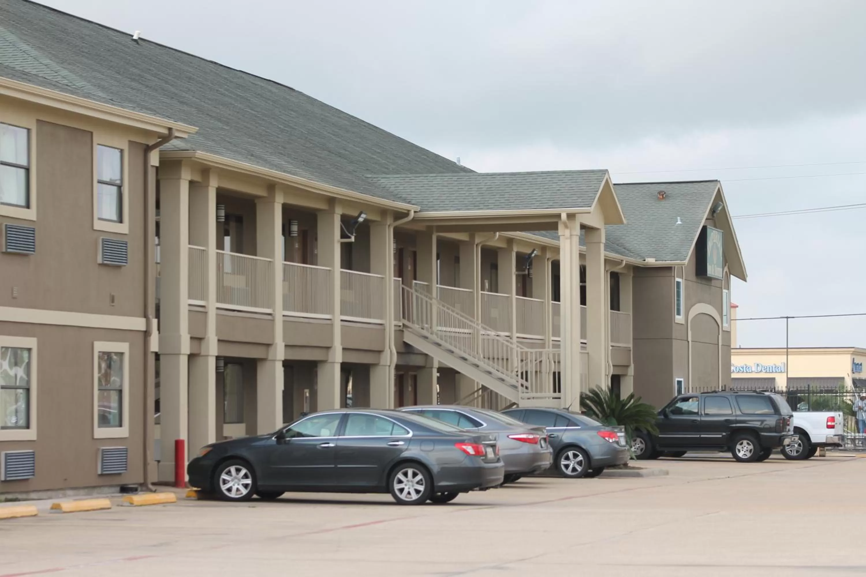 Property building in Quality Inn & Suites Port Arthur - Nederland