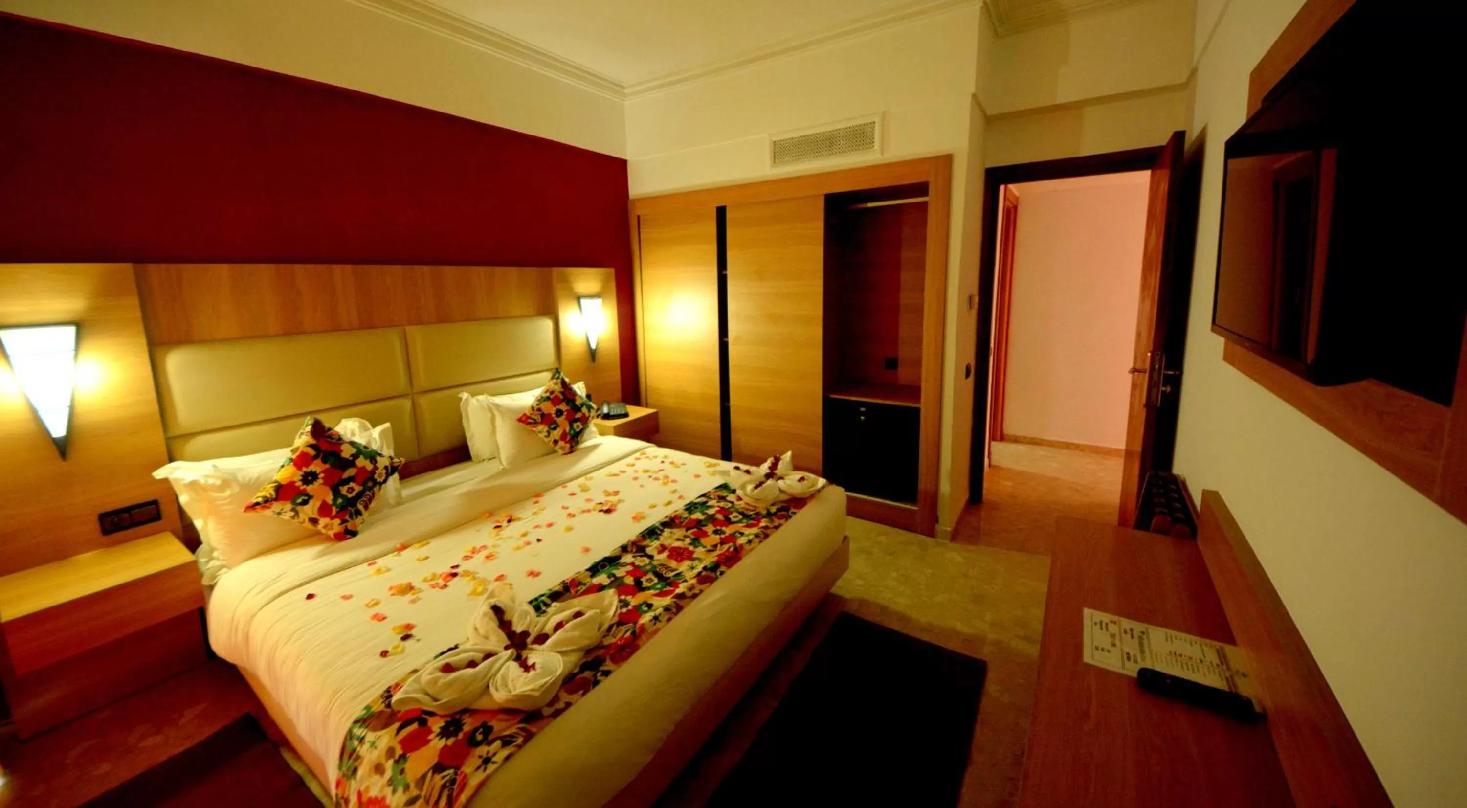 Photo of the whole room, Bed in Oasis Hotel & Spa