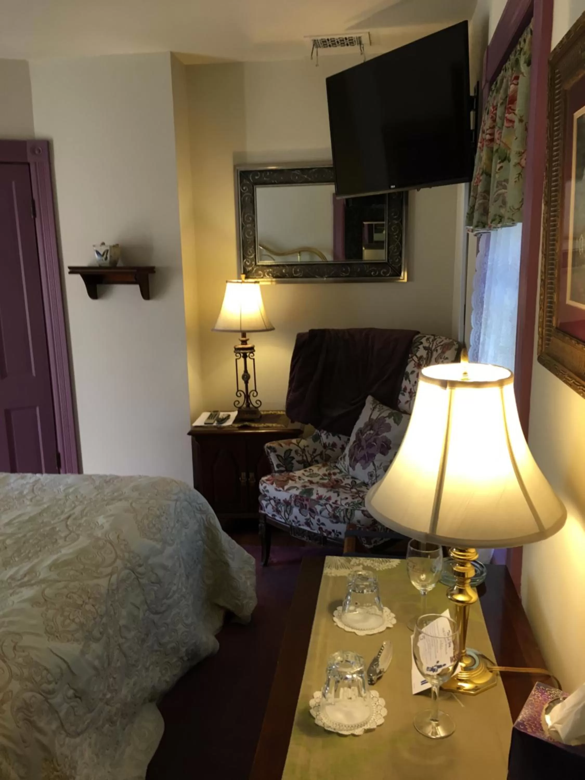 Parsonage Inn Bed and Breakfast