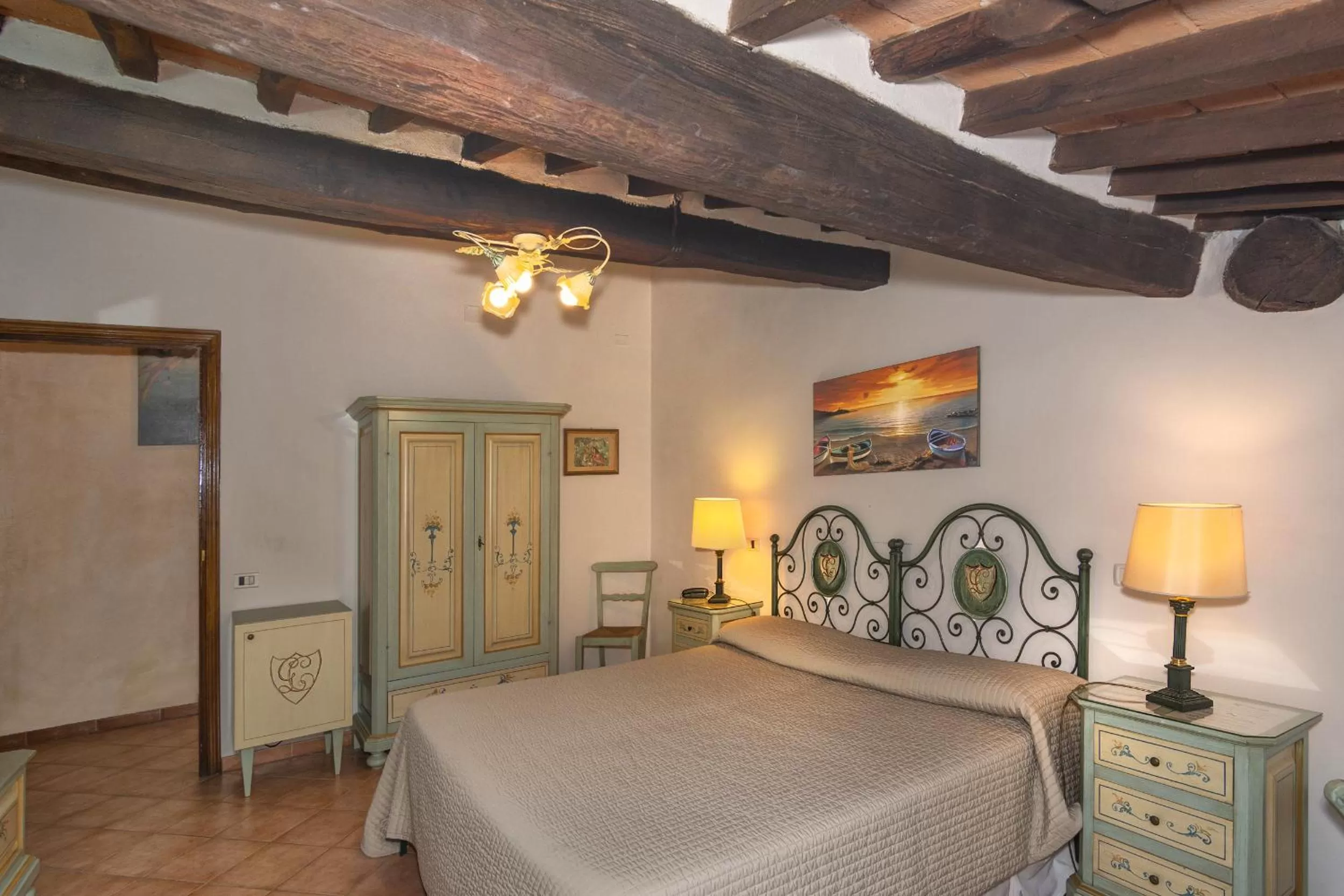 Photo of the whole room, Bed in Hotel Villa Cheli