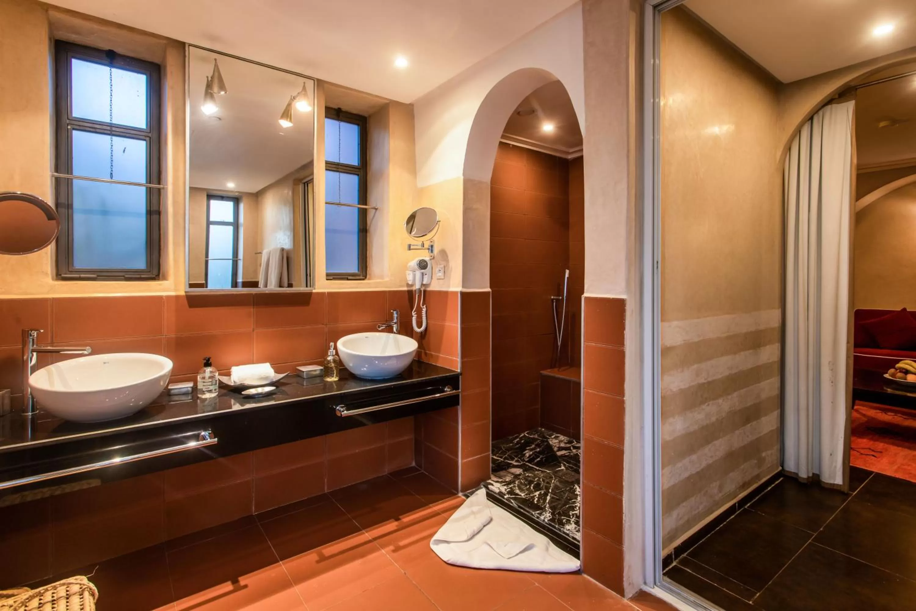 Shower in Palais Mirage d'Atlas, Suites de Luxe & Spa