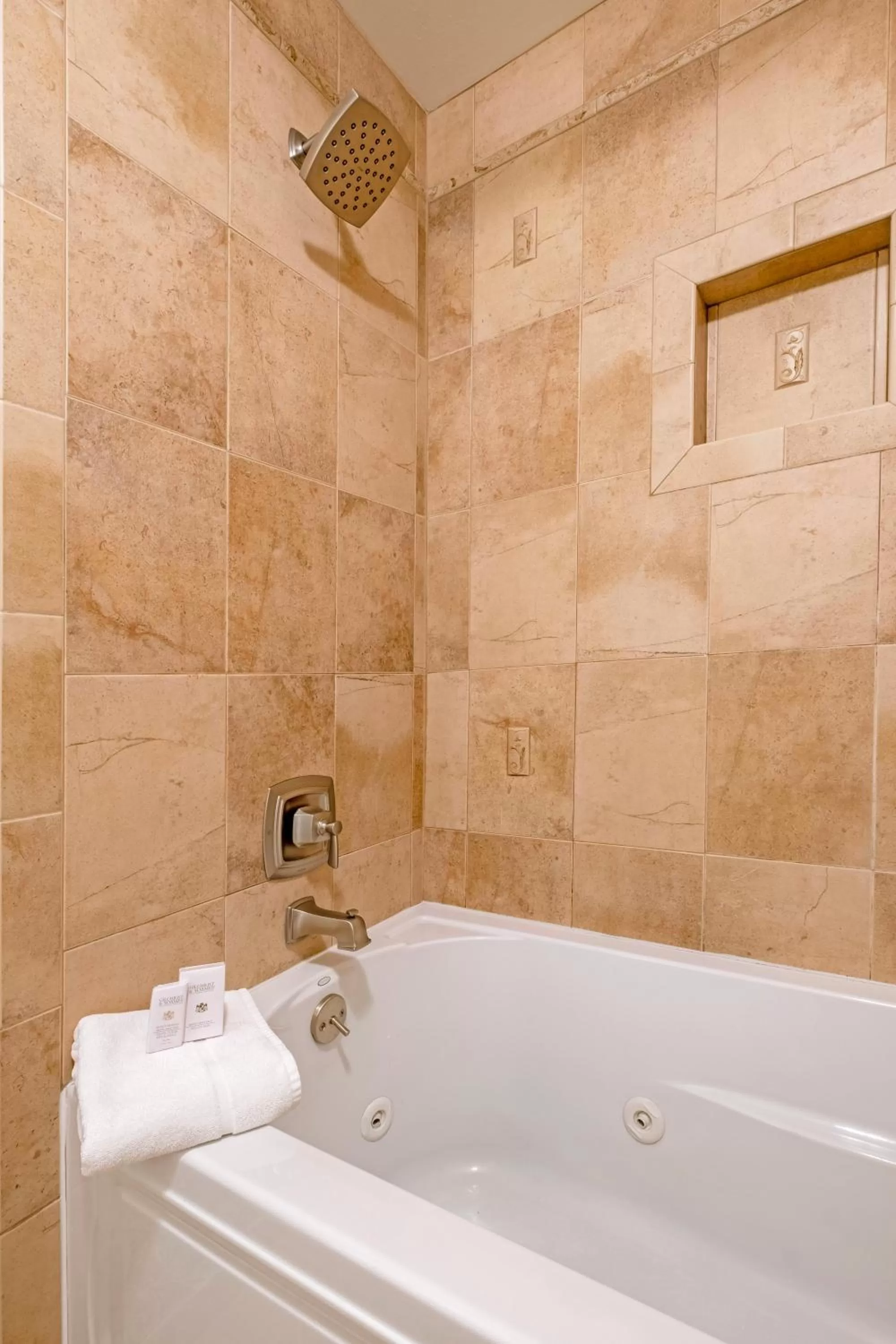 Bath in Red Coach Inn