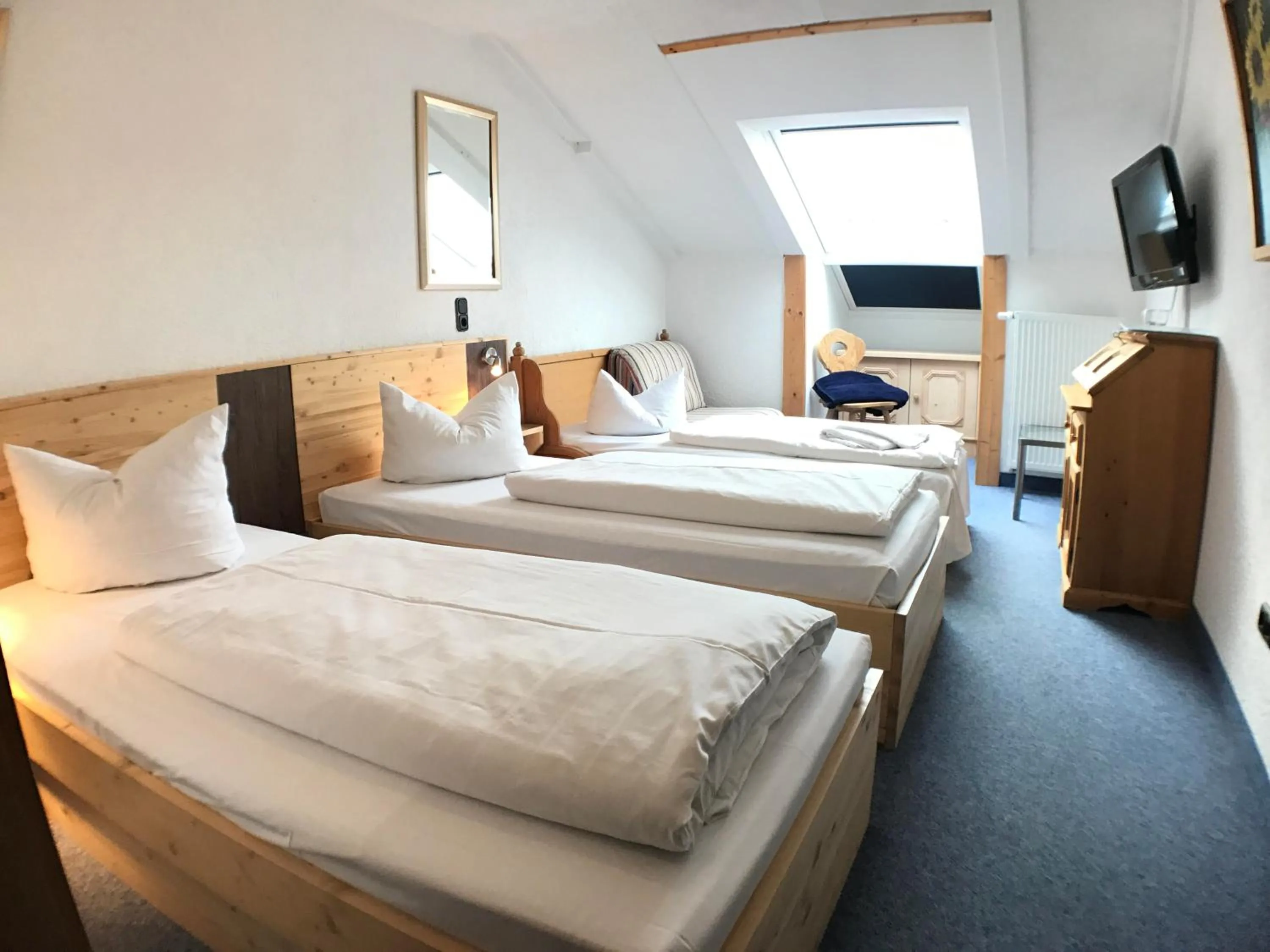 Photo of the whole room, Bed in Akzenthaus Alpenrose Nesselwang