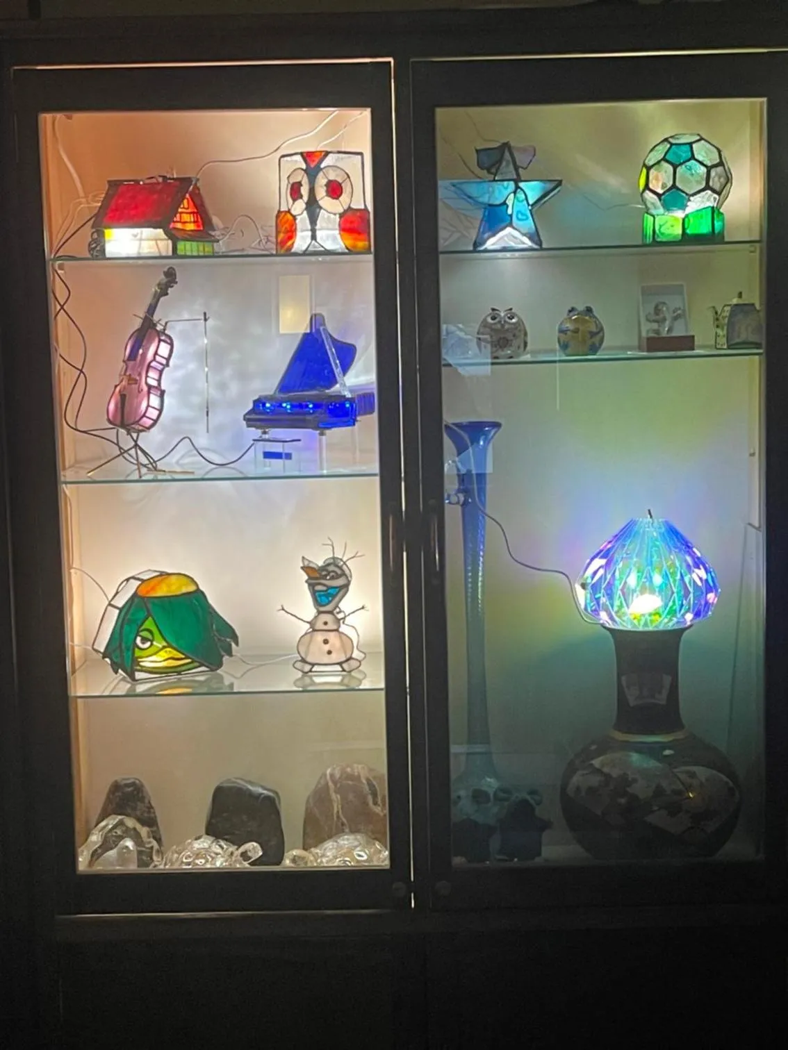 Decorative detail in Tsuyukusa