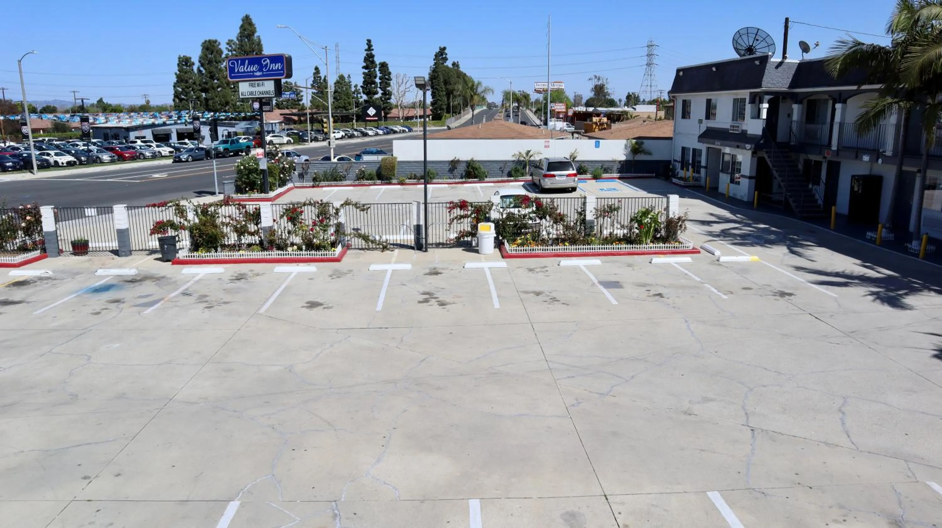 Property building in Value Inn Bellflower