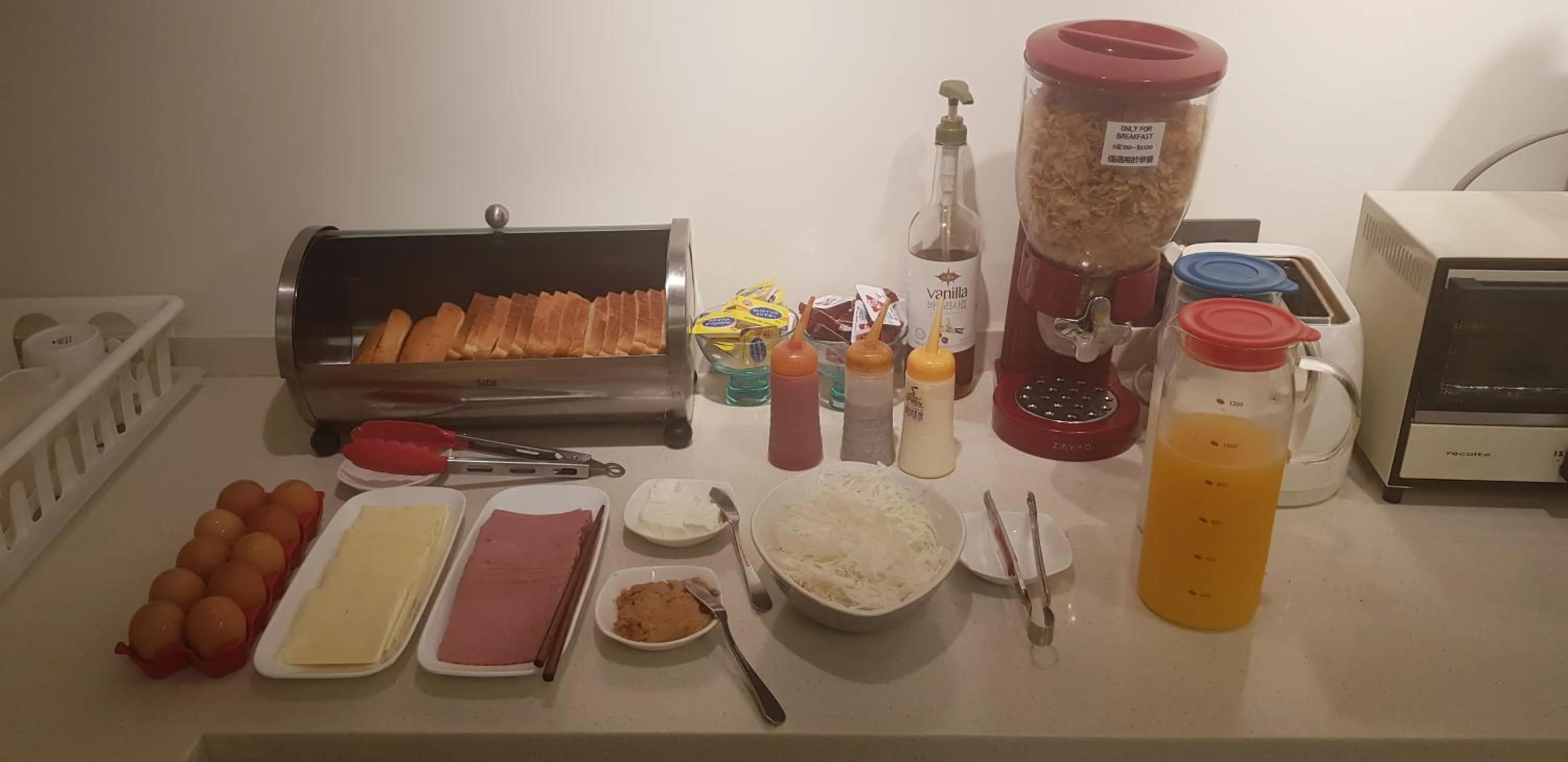 Buffet breakfast in DW STAY HONGDAE