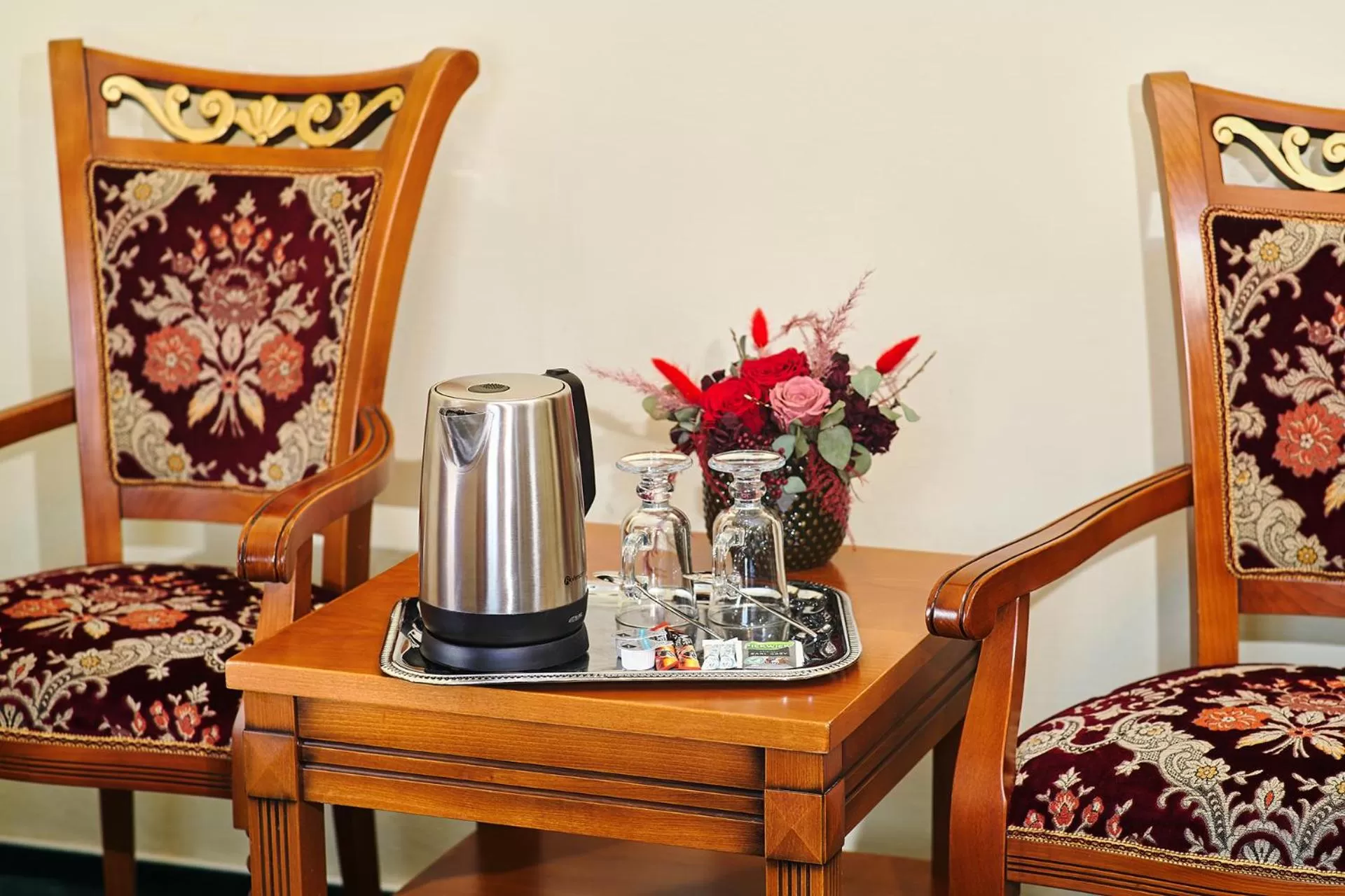Coffee/tea facilities in Green Garden Hotel