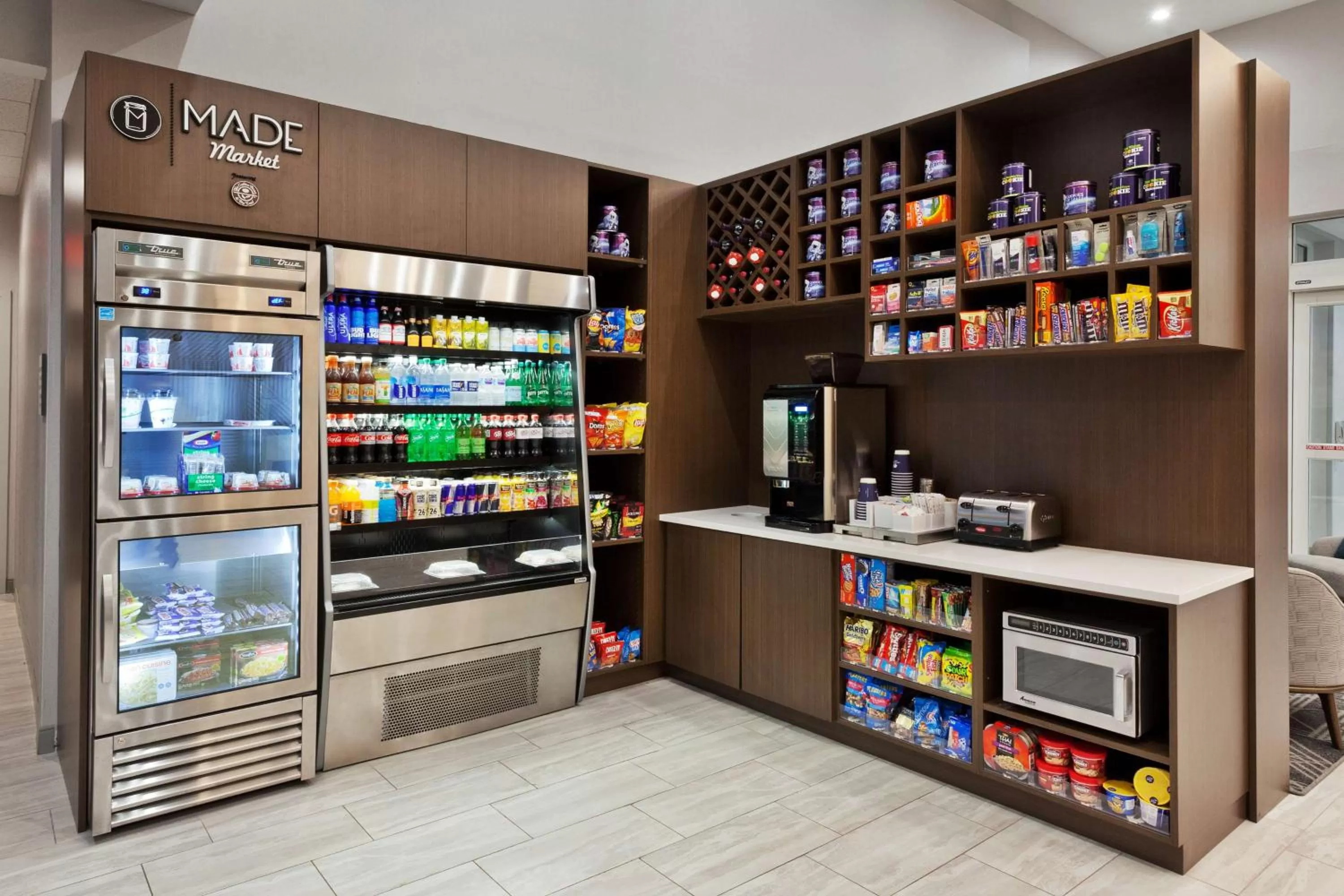 Restaurant/places to eat in Doubletree By Hilton Dothan, Al