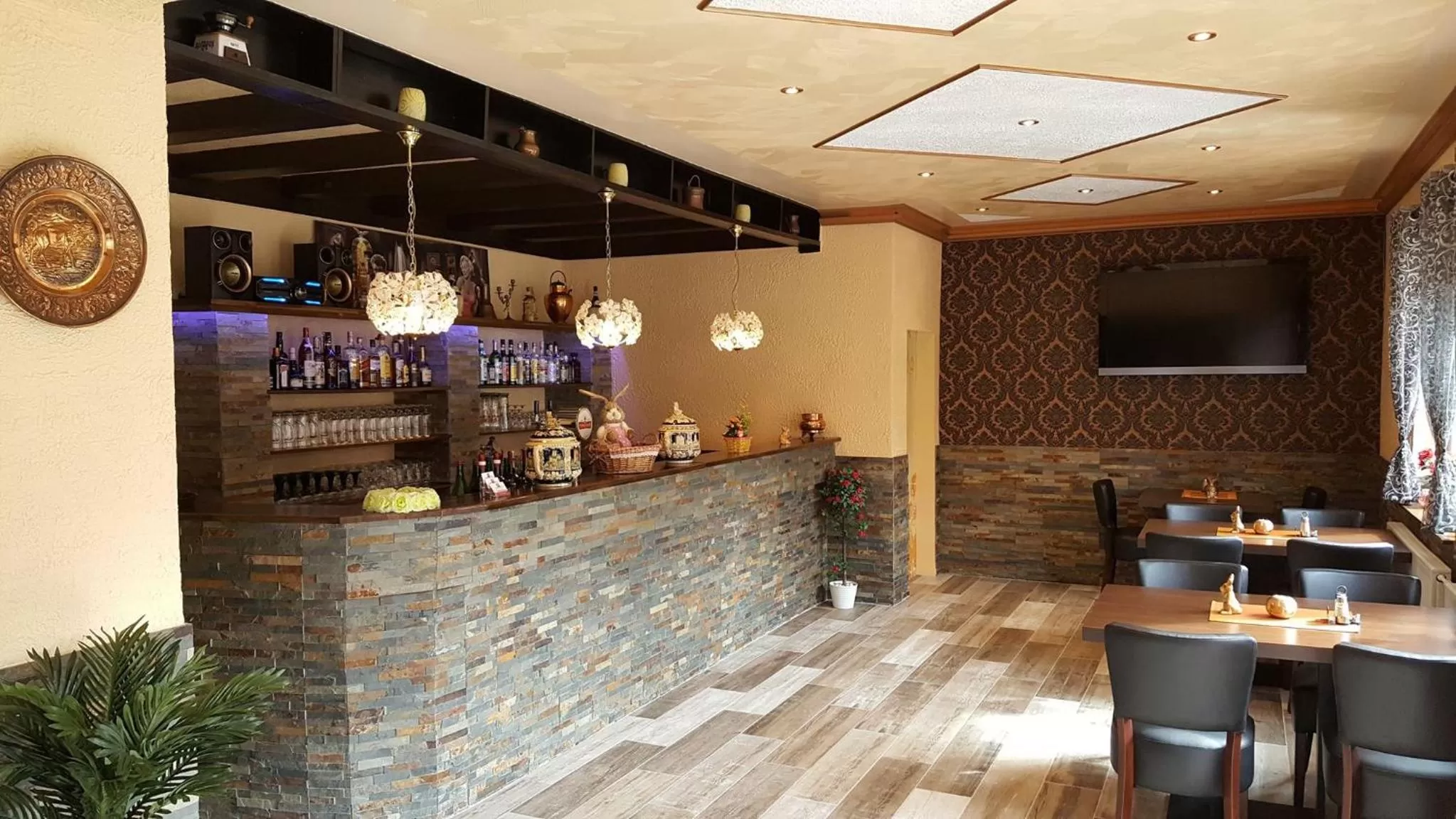 Restaurant/places to eat in Hotel im Rheintal