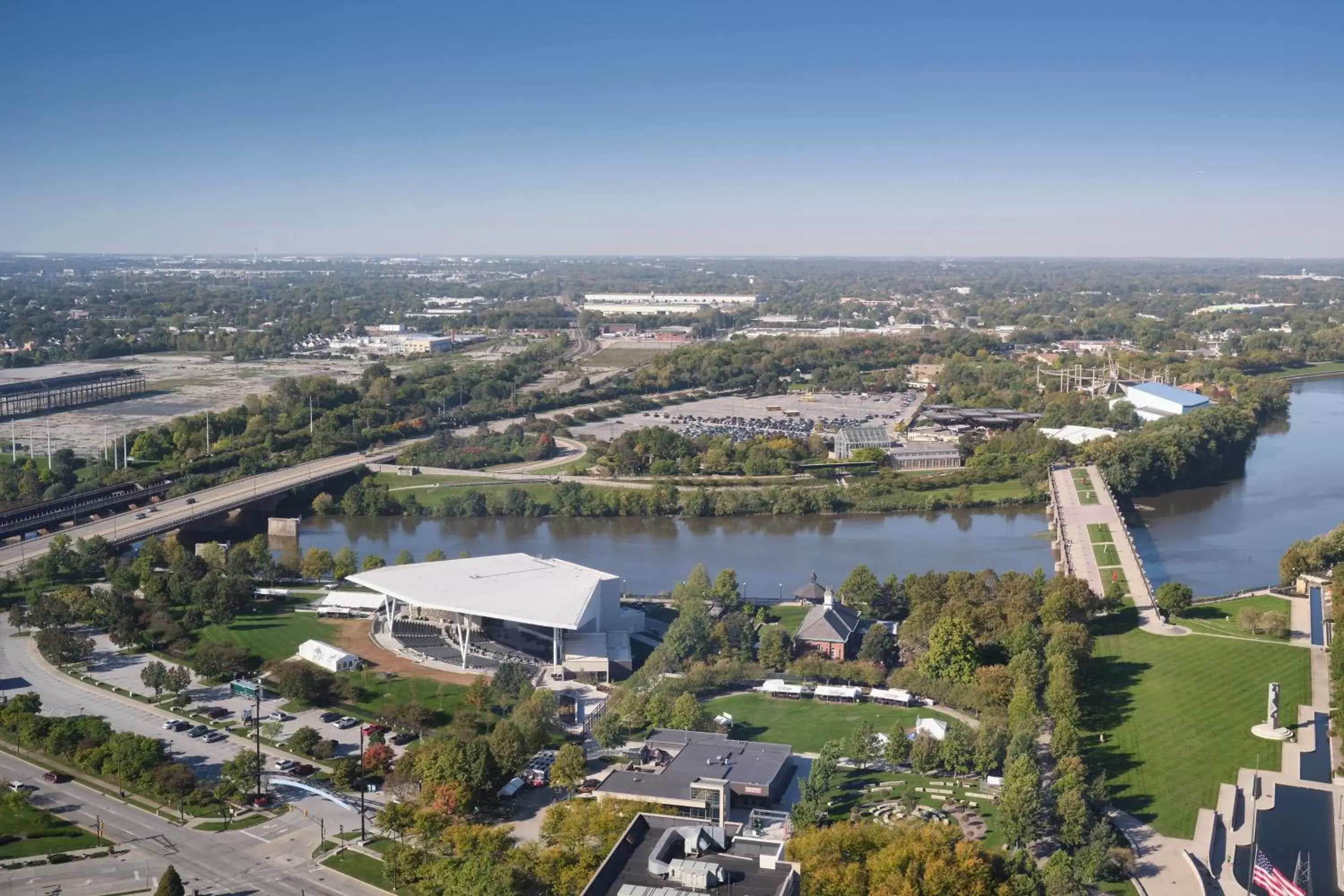 Queen Room with Two Queen Beds - High Floor/Executive Lounge Access in JW Marriott Indianapolis Queen Room with Two Queen Beds - High Floor/Executive Lounge Access in JW Marriott Indianapolis
