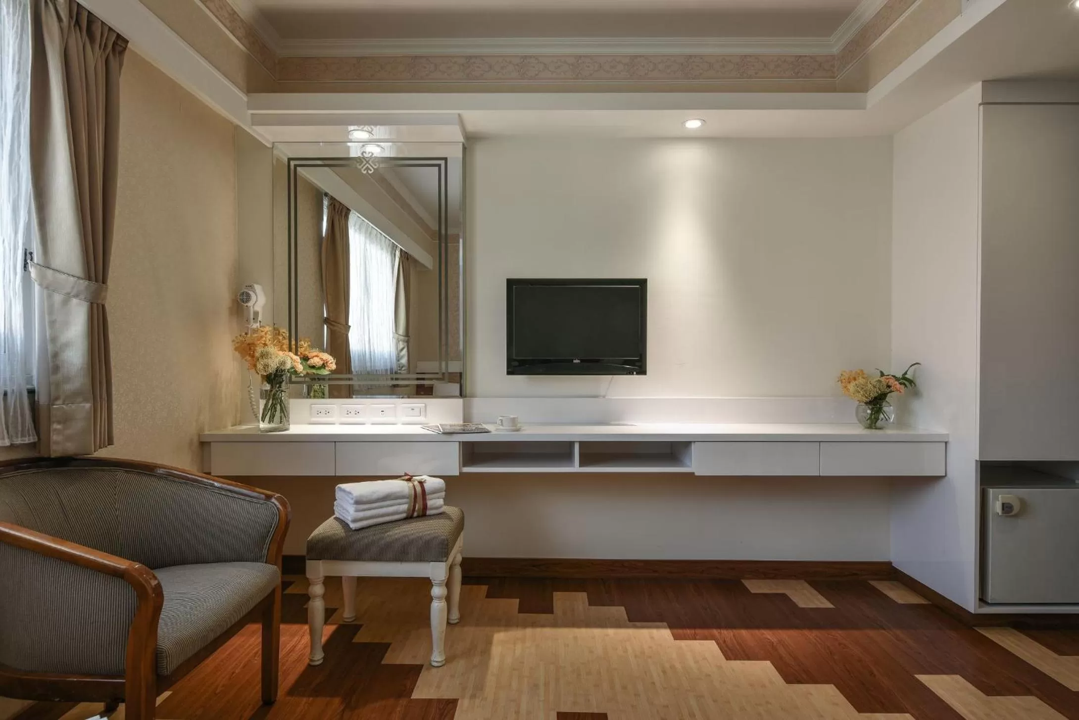 Bedroom in Ever Luck Hotel