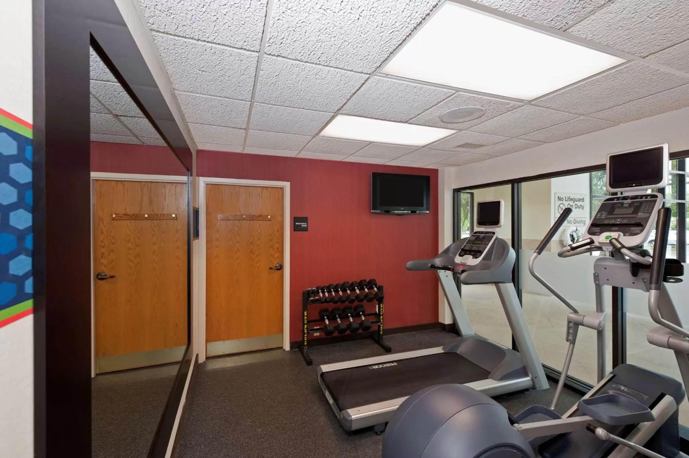 Fitness centre/facilities in Hampton Inn Ann Arbor - North
