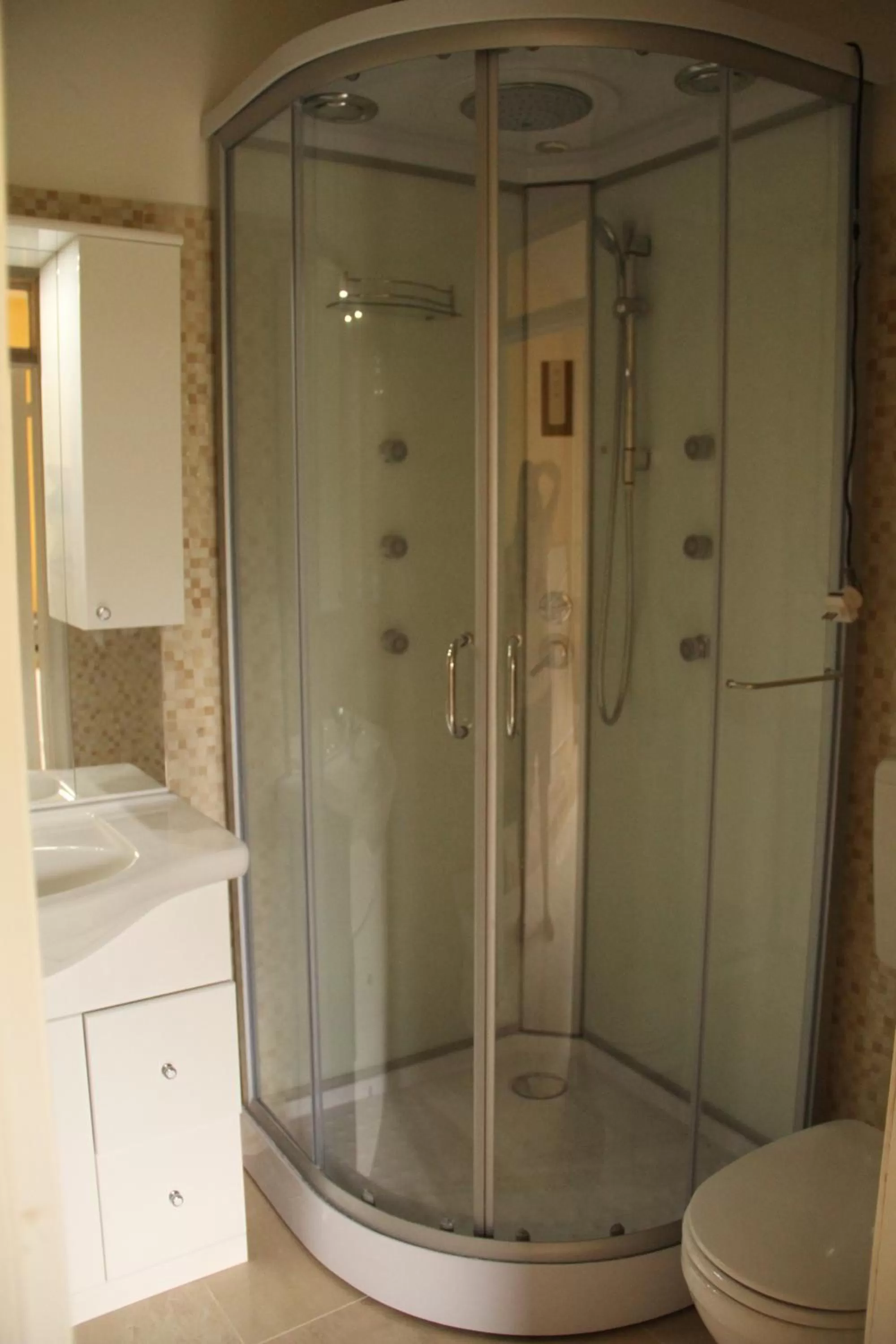 Shower in B&B Scipponate