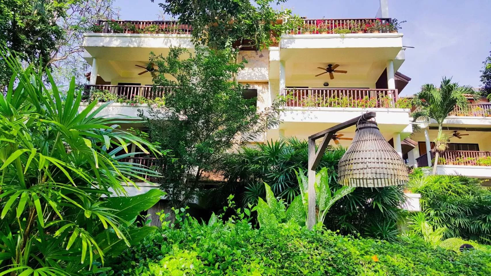 Property building in Birds and Bees Resort