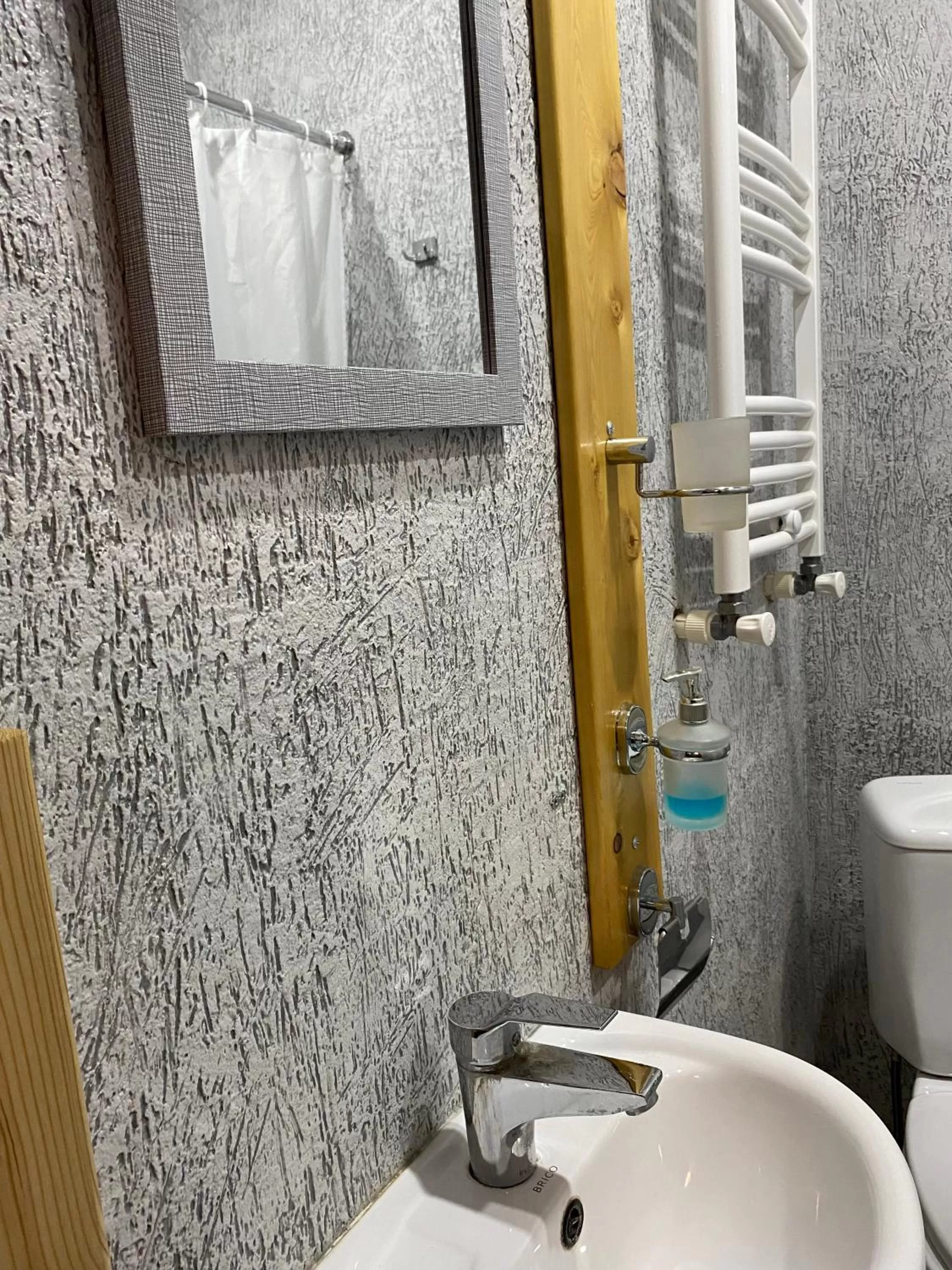 Bathroom in Hotel Cité