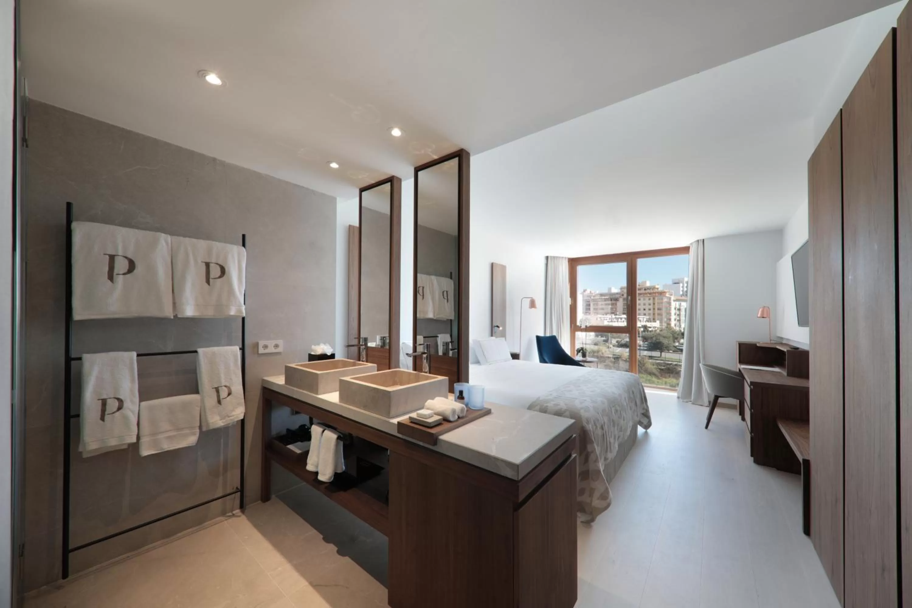 Photo of the whole room, Bed in Es Princep - The Leading Hotels of the World