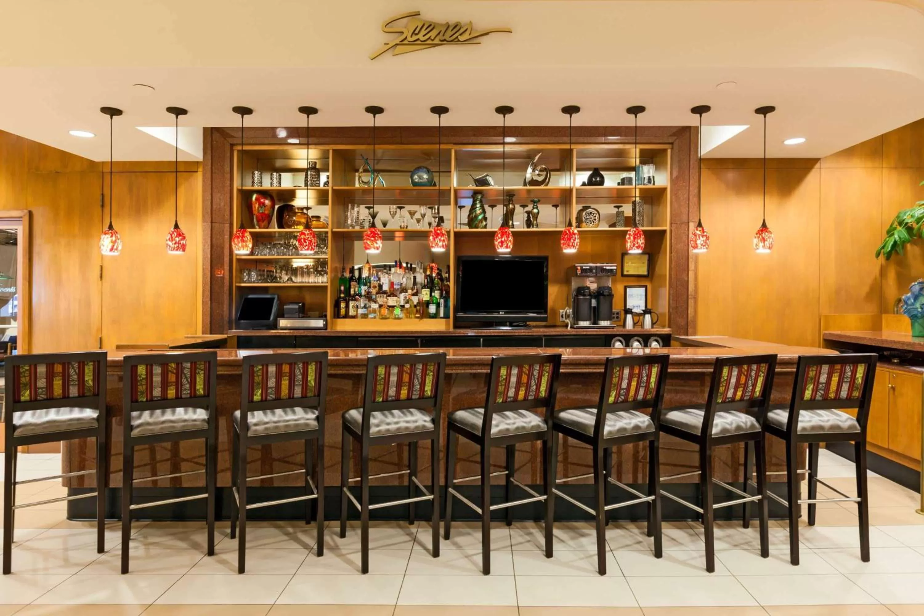 Lounge or bar in Wyndham Grand Pittsburgh