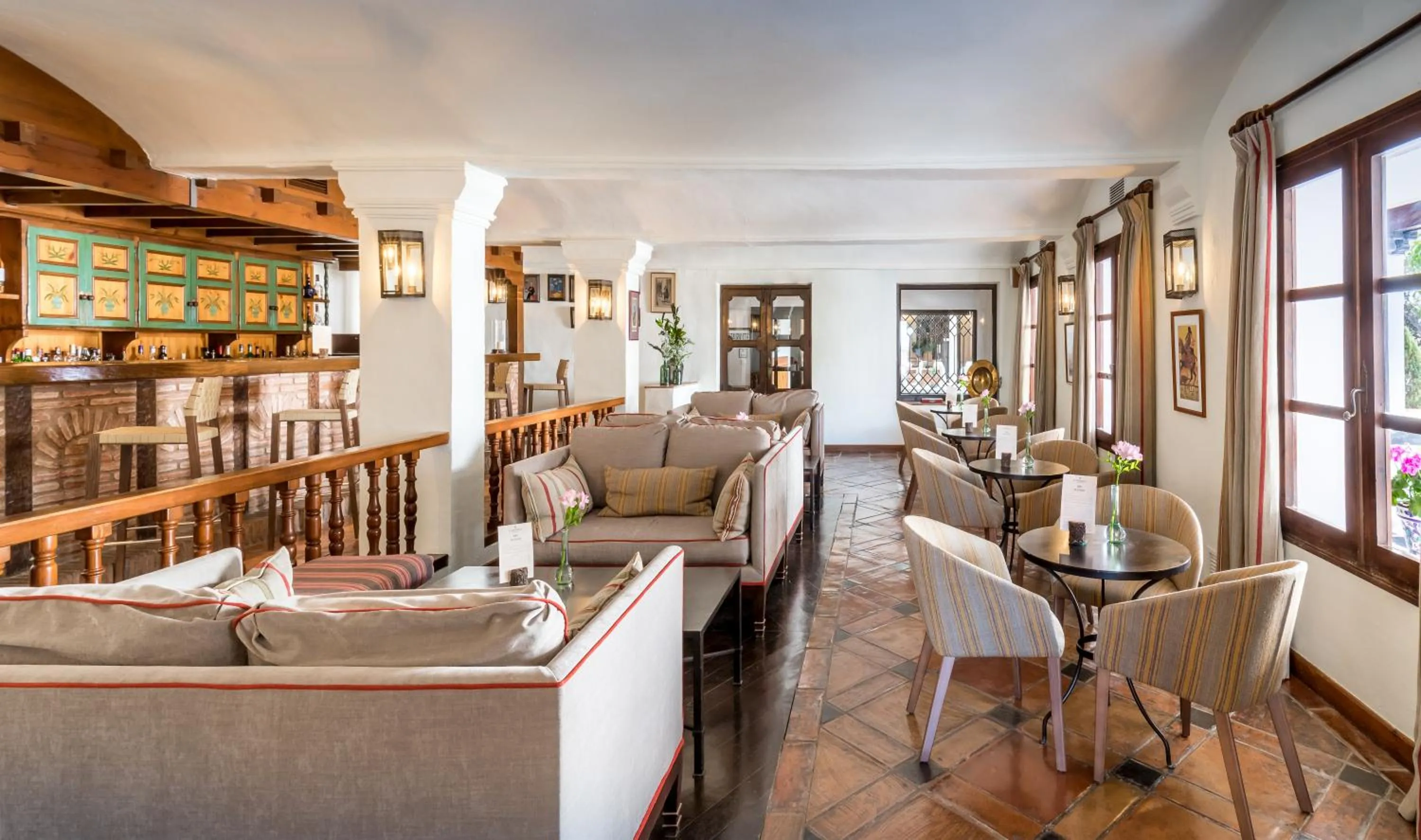 Lounge or bar in Finca La Bobadilla - The Leading Hotels of the World