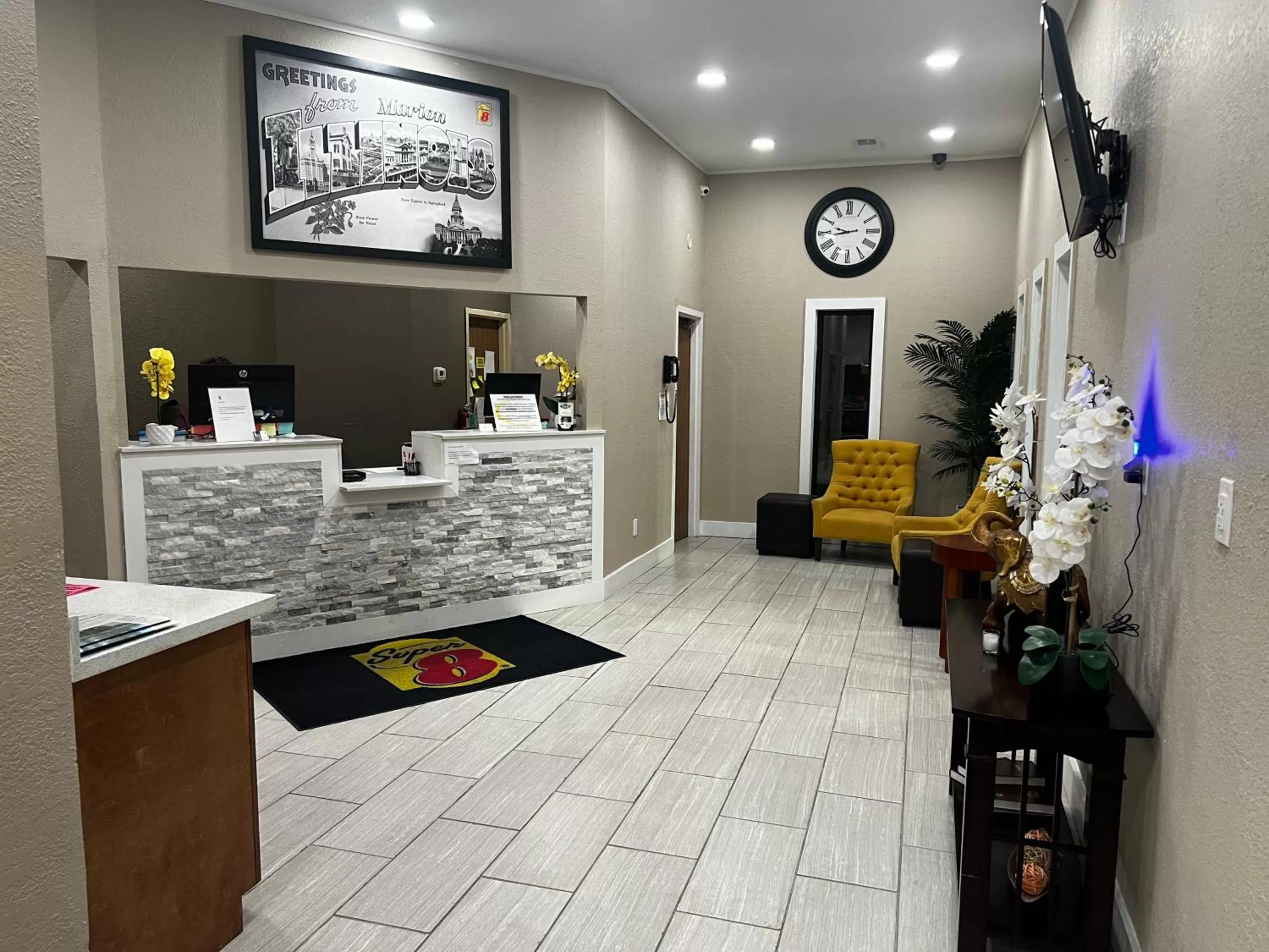 Lobby or reception in Super 8 by Wyndham Marion