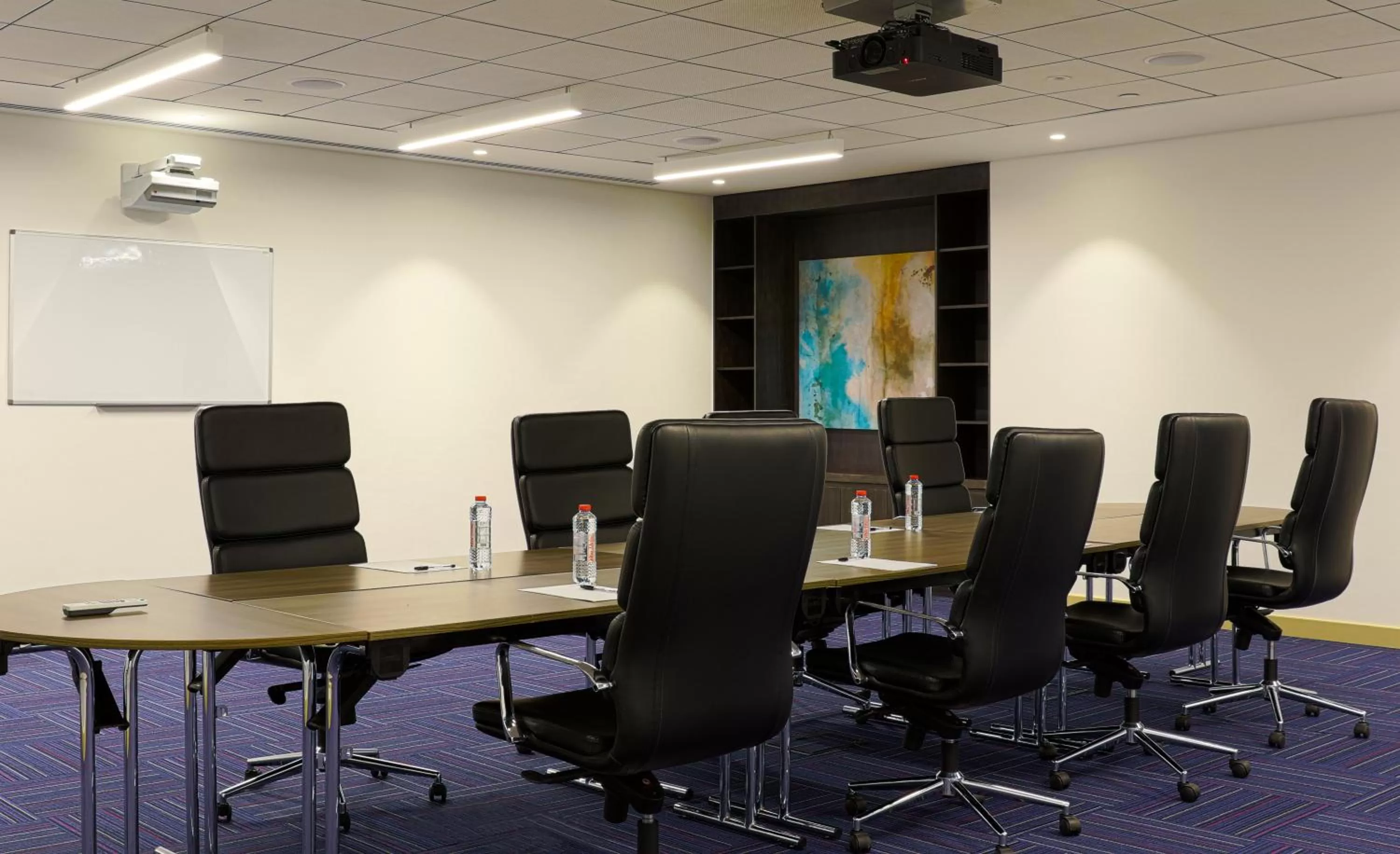 Business facilities in Premier Inn Dubai Ibn Battuta Mall