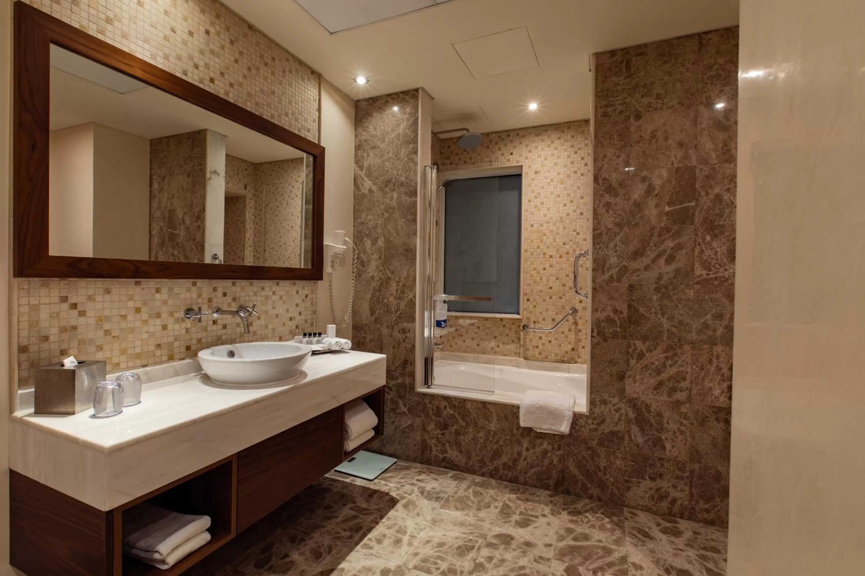 Shower in Elite Byblos Hotel