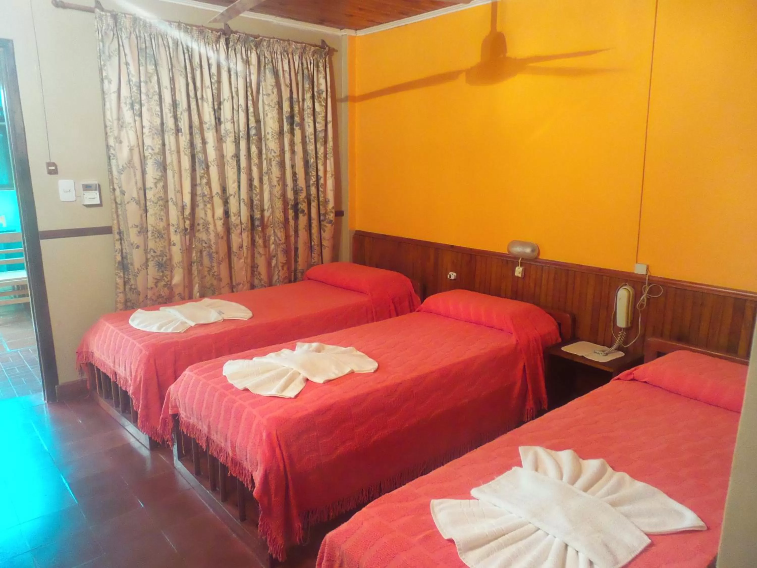 Bed in Hosteria Los Helechos