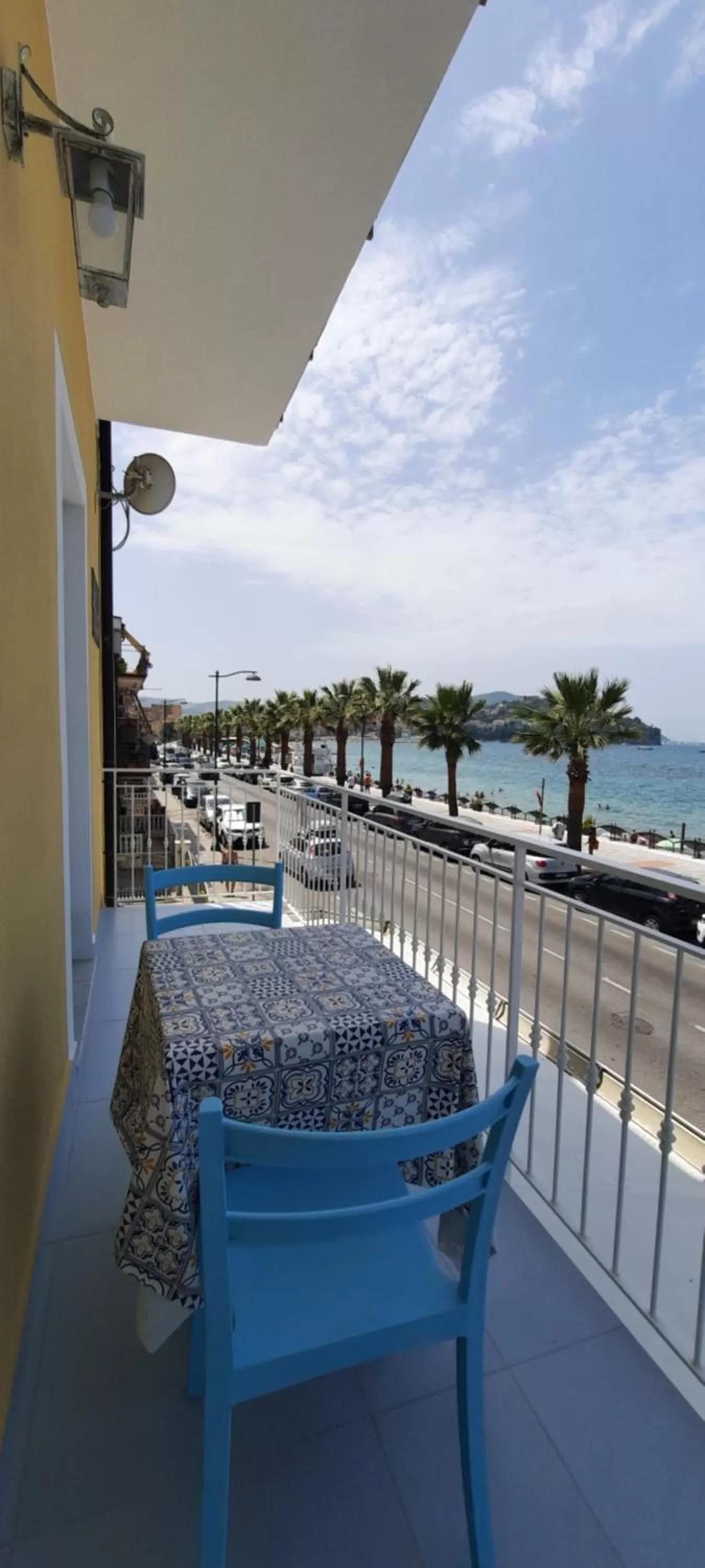 Balcony/Terrace in B & Beach