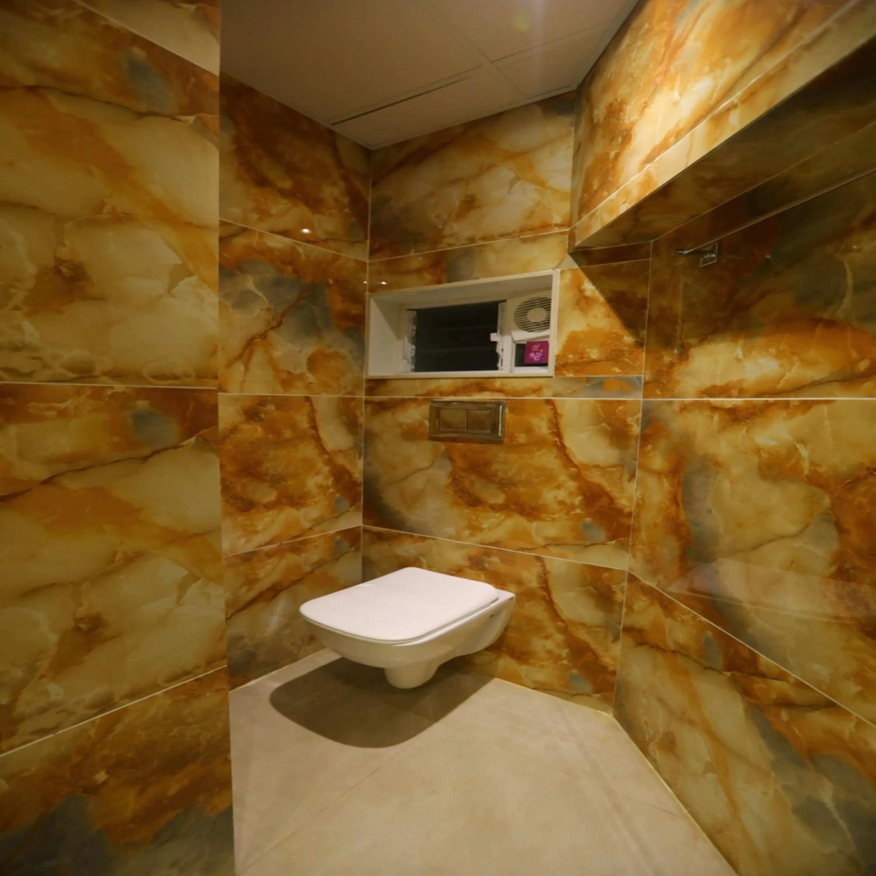 Bathroom in Hotel Sai Siddhi Inn - MIDC Industrial Area, Mahape Navi Mumbai