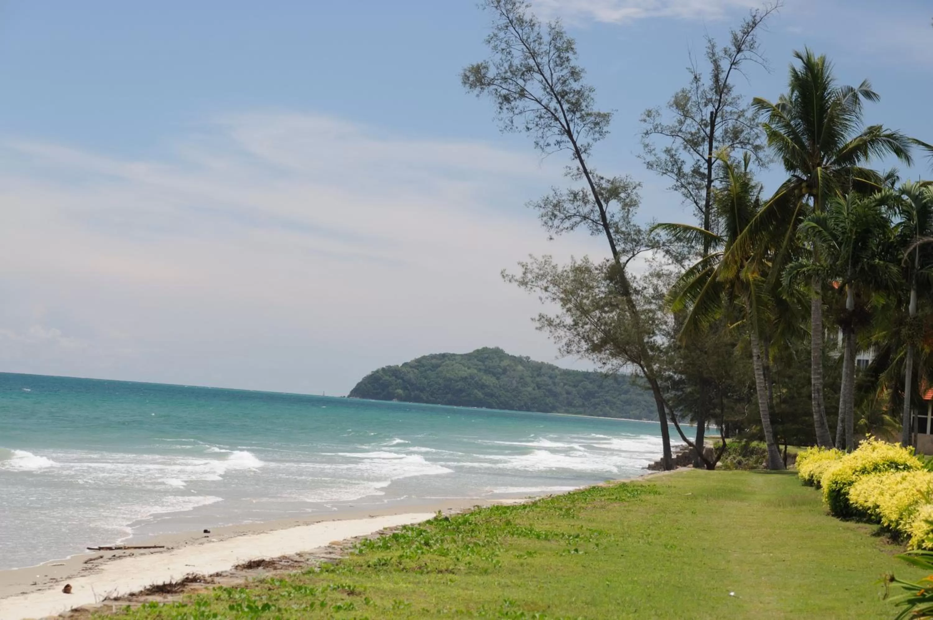 Sabah Beach Villas & Suites