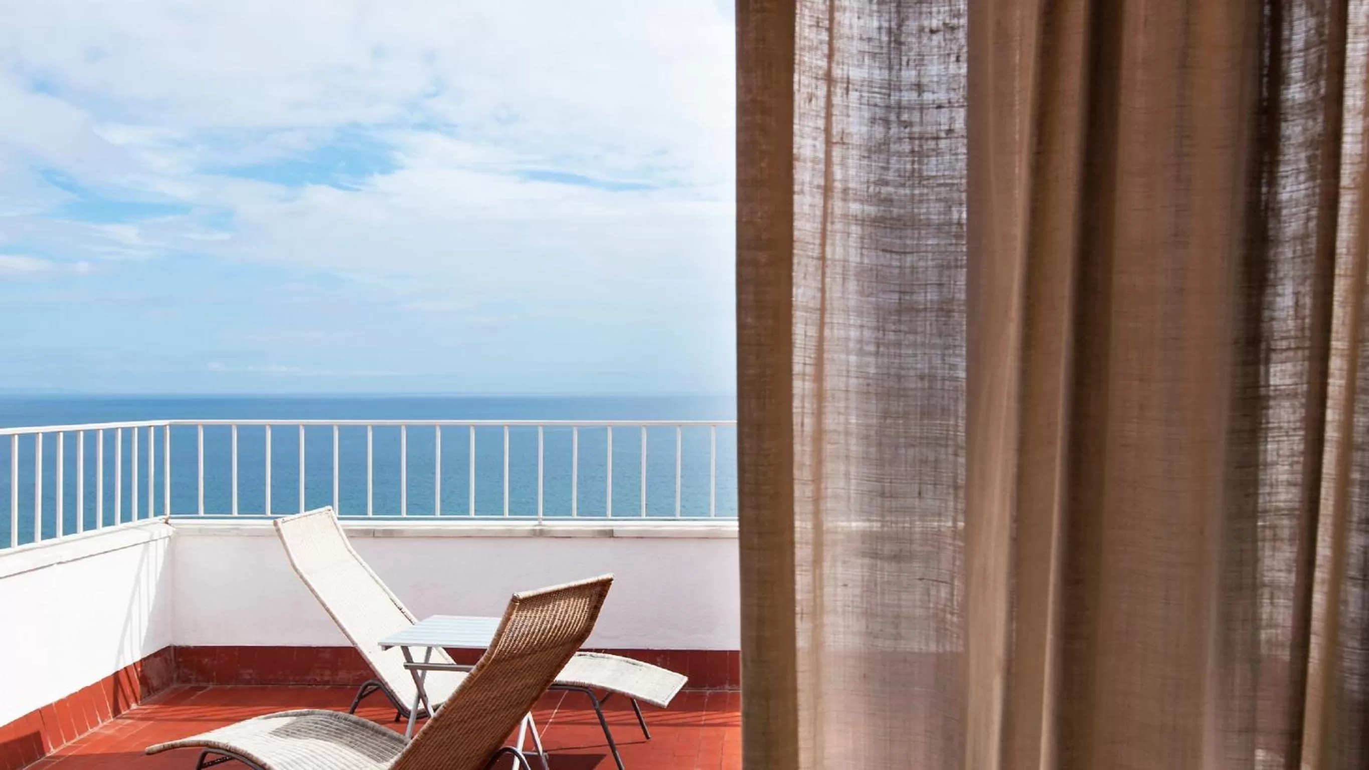 Balcony/Terrace in Carcavelos Beach Hotel