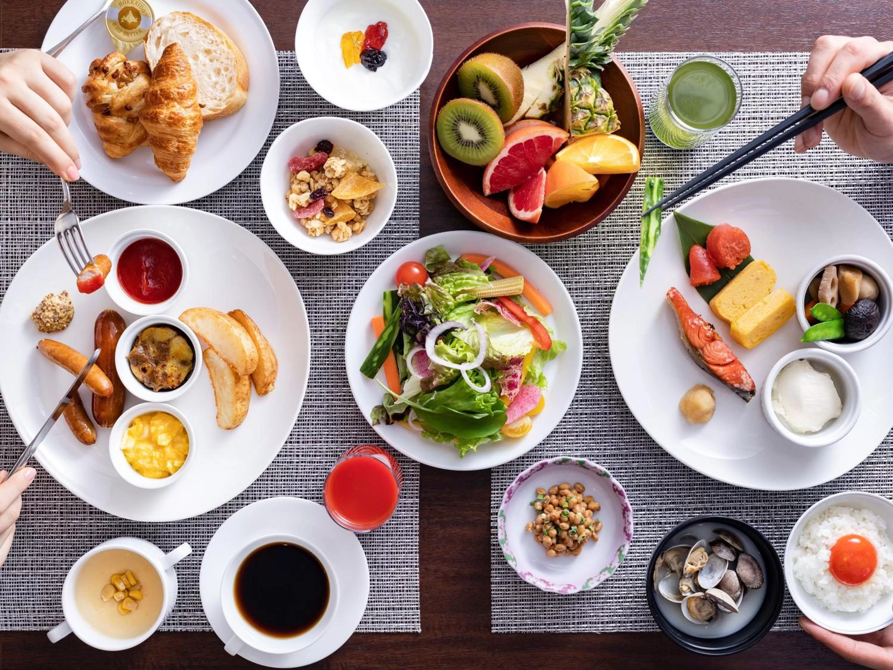 Breakfast in Premier Hotel Mojiko