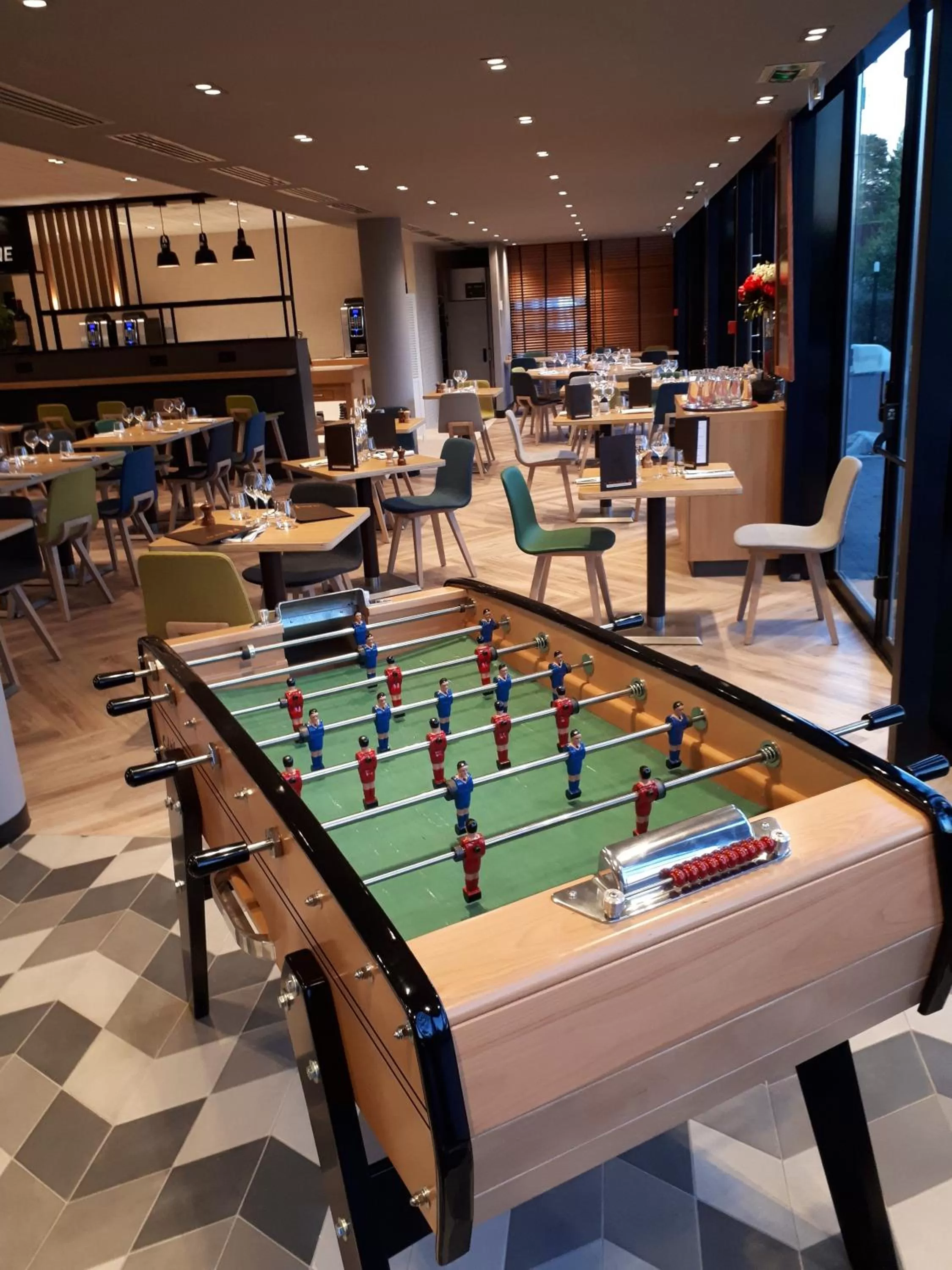 Restaurant/places to eat in Holiday Inn Bordeaux Sud - Pessac by IHG