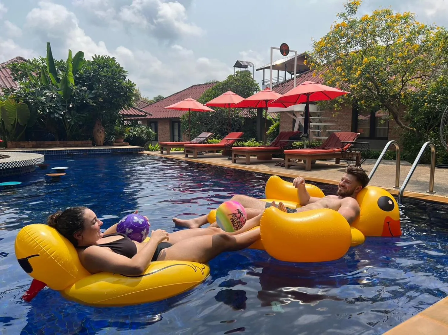 Swimming pool in Flora Ville-SHA PLUS