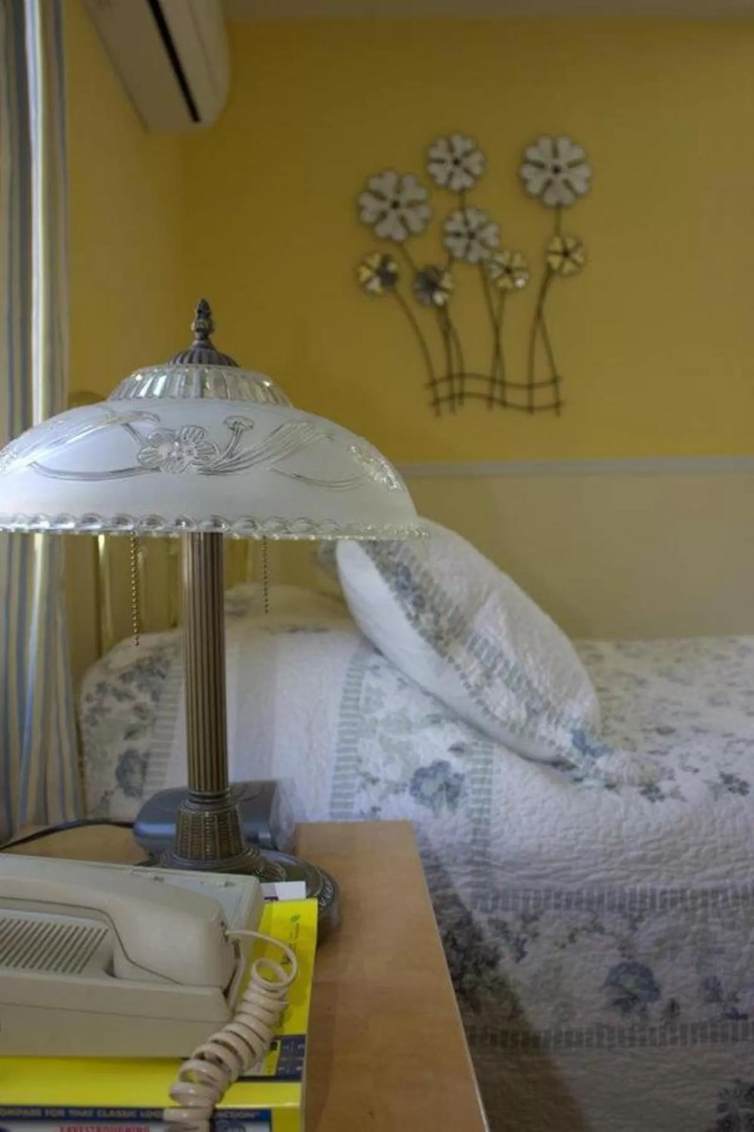 Bed in Garden South Park Inn