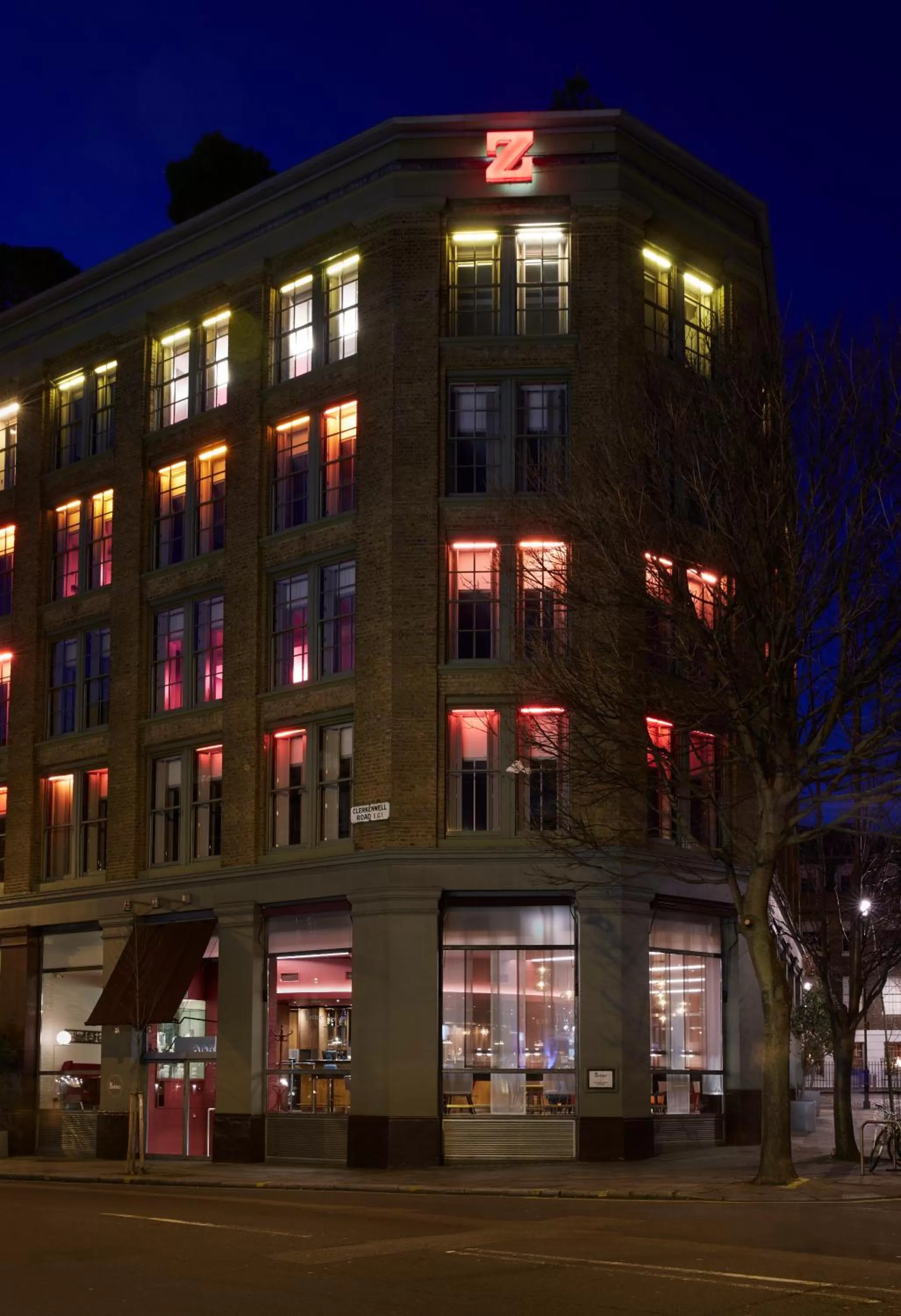 Property building in Marrable's Farringdon Hotel