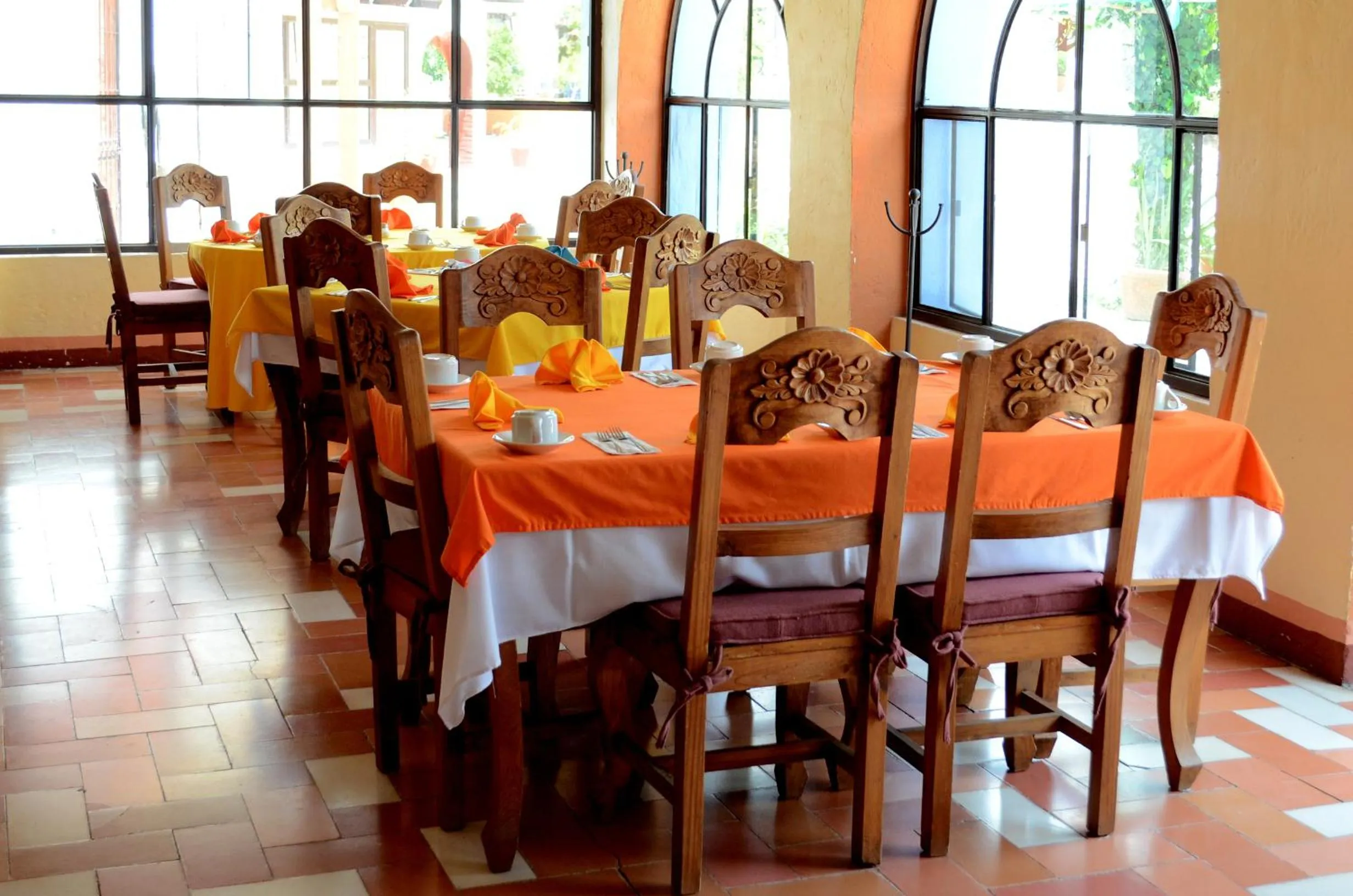 Restaurant/places to eat in Posada de la Aldea