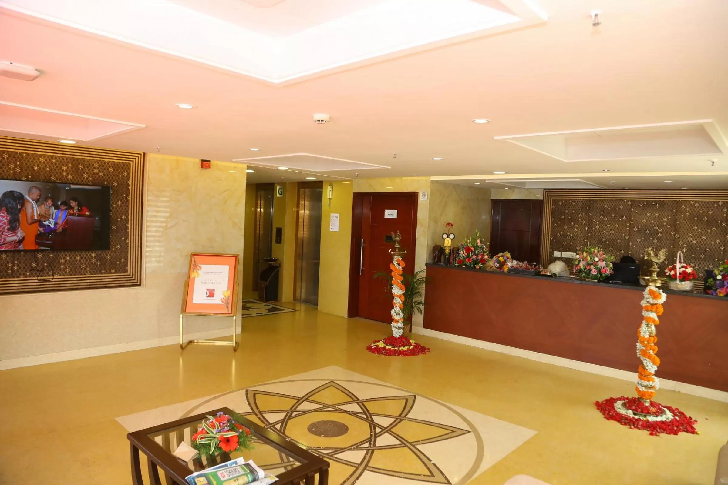 Lobby or reception in Raaj Bhaavan Clarks Inn Chennai