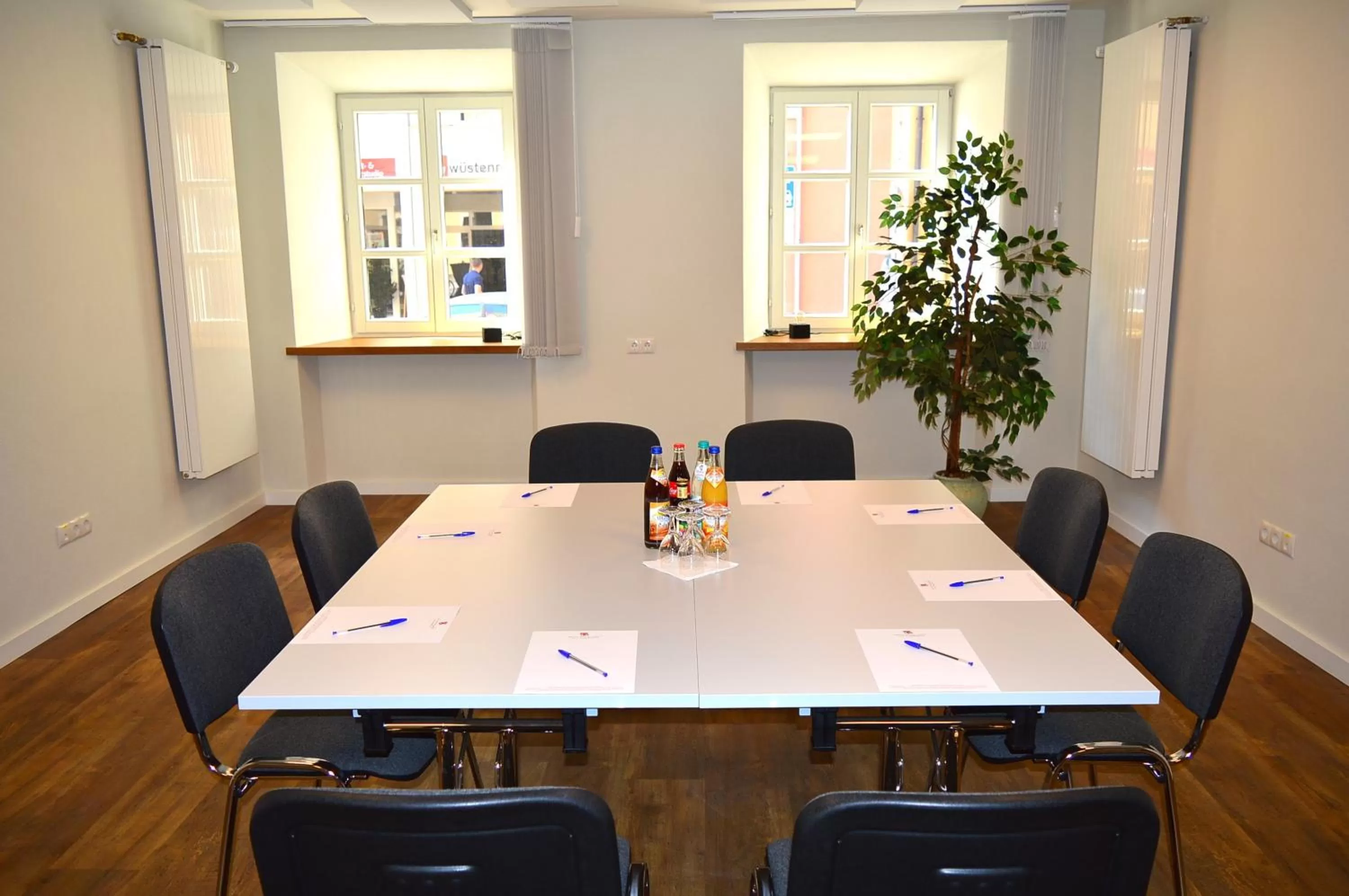 Meeting/conference room in Boardinghouse Hotel Münchner Hof Pfarrkirchen