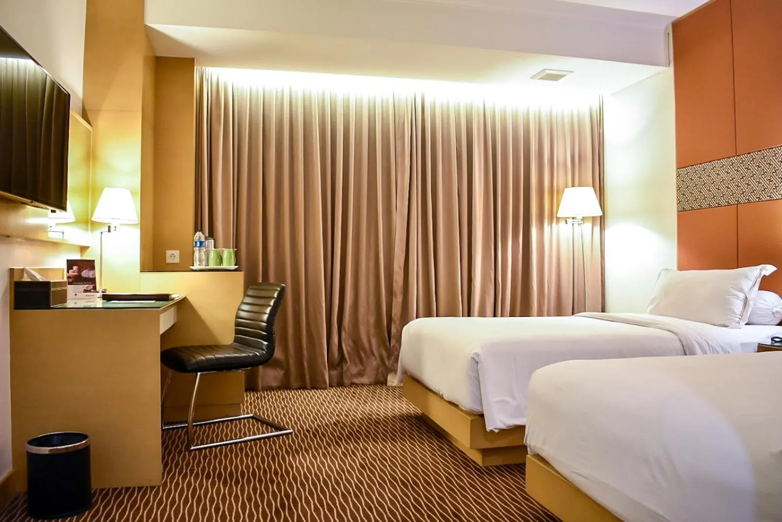 Bedroom, Bed in All Sedayu Hotel Kelapa Gading