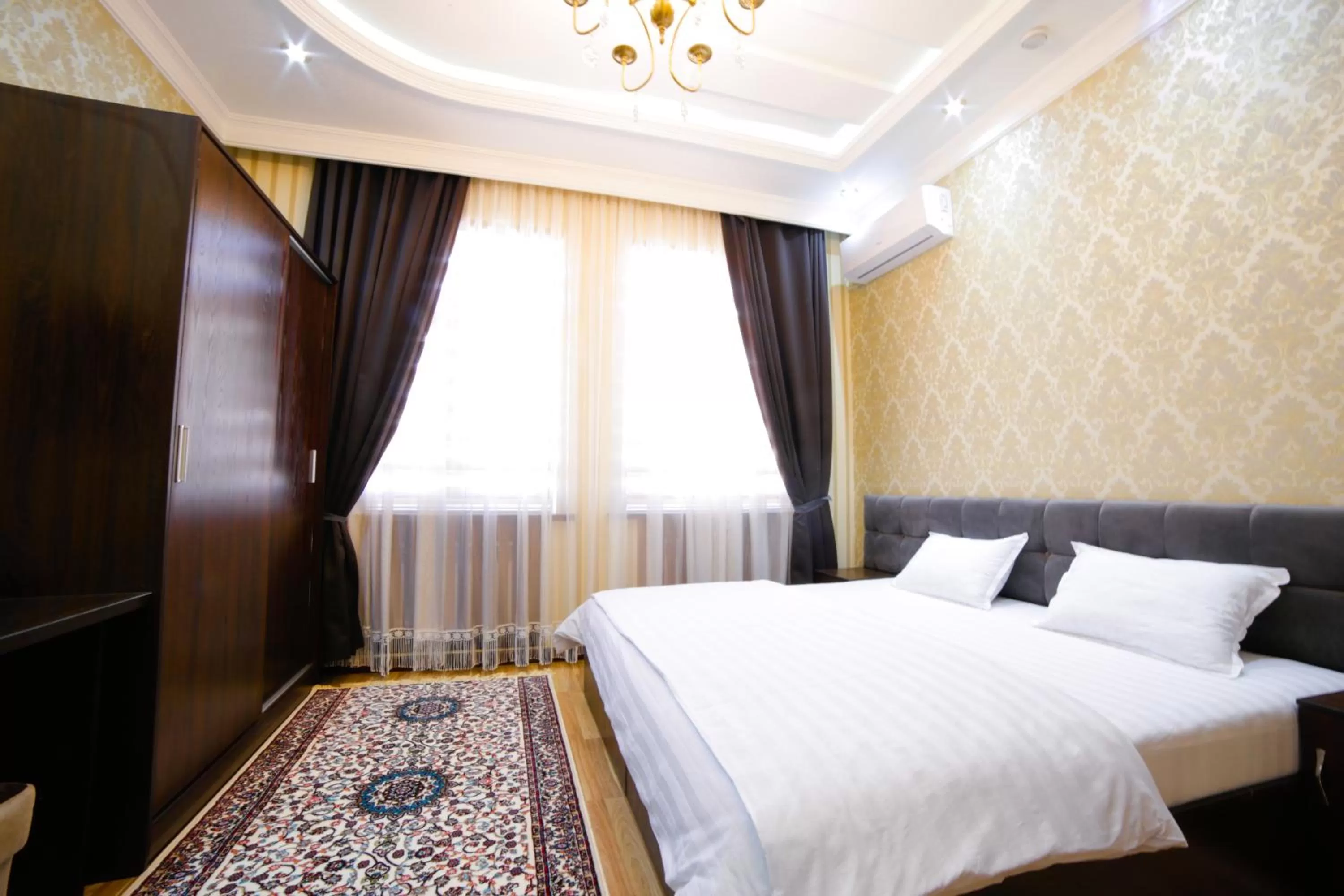 Bed in Alliance Hotel Tashkent