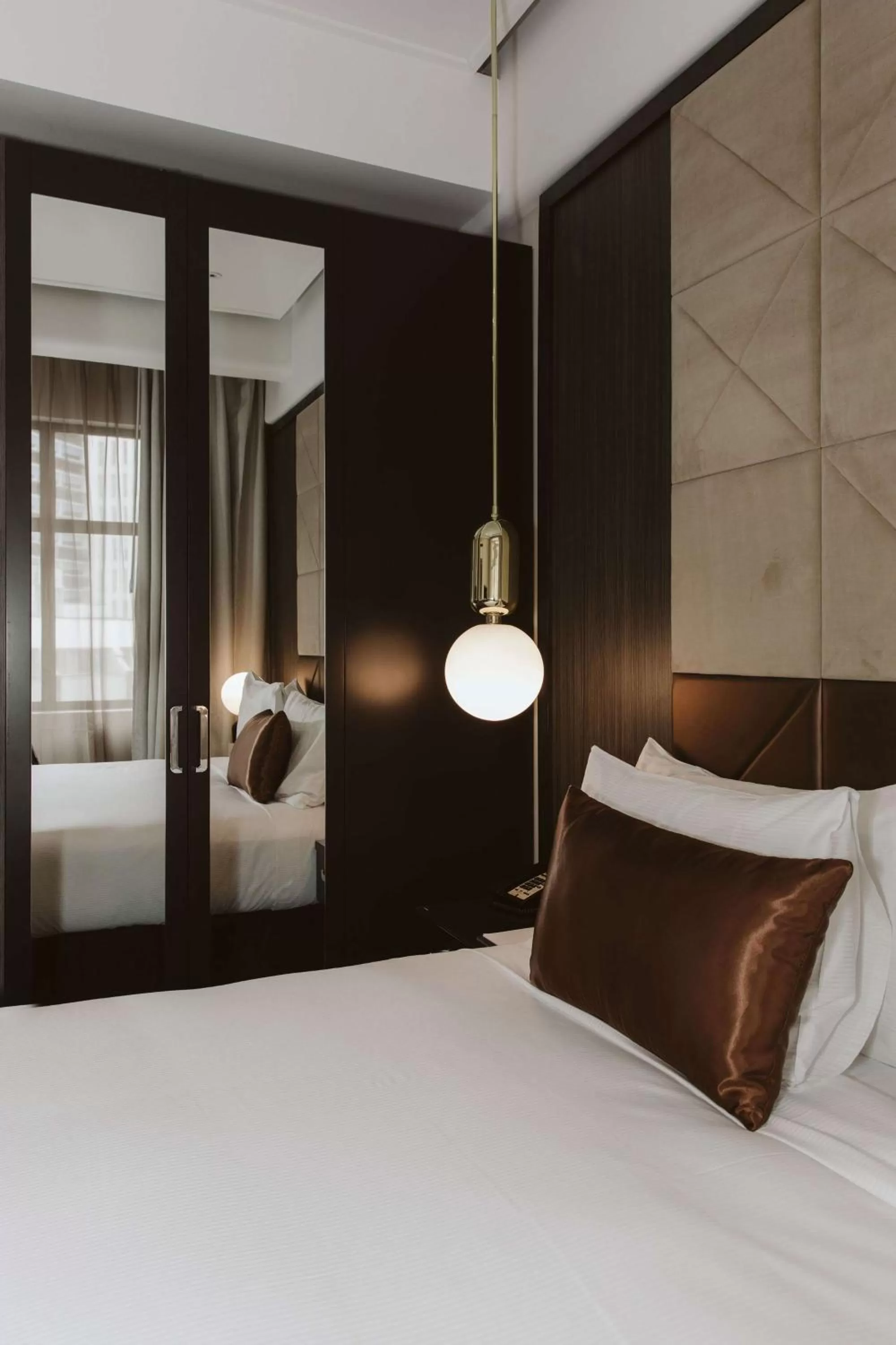 Bed in Doubletree By Hilton Wellington